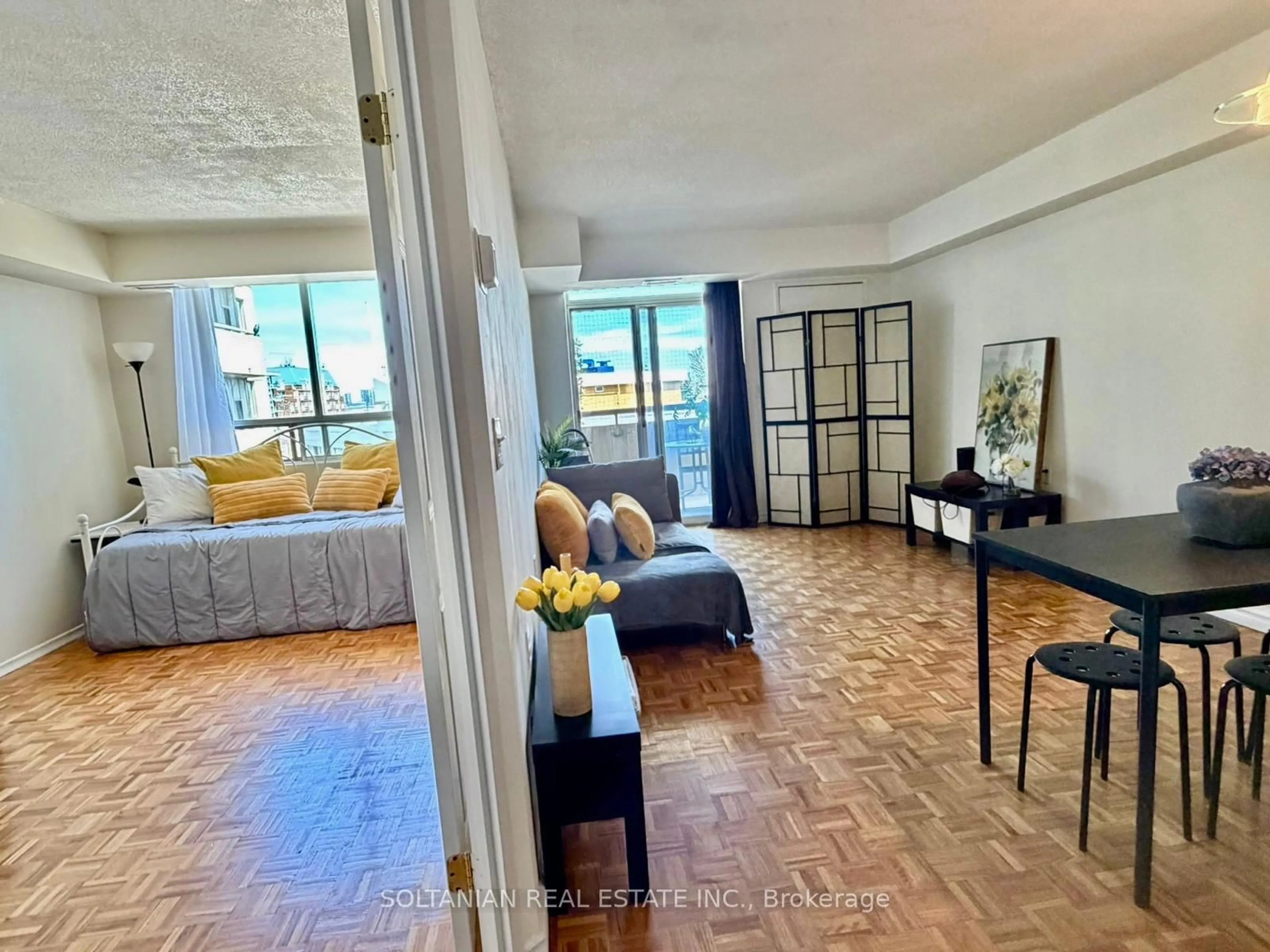 Unknown for 555 Wilson Hts Blvd #402, Toronto Ontario M3H 6B5