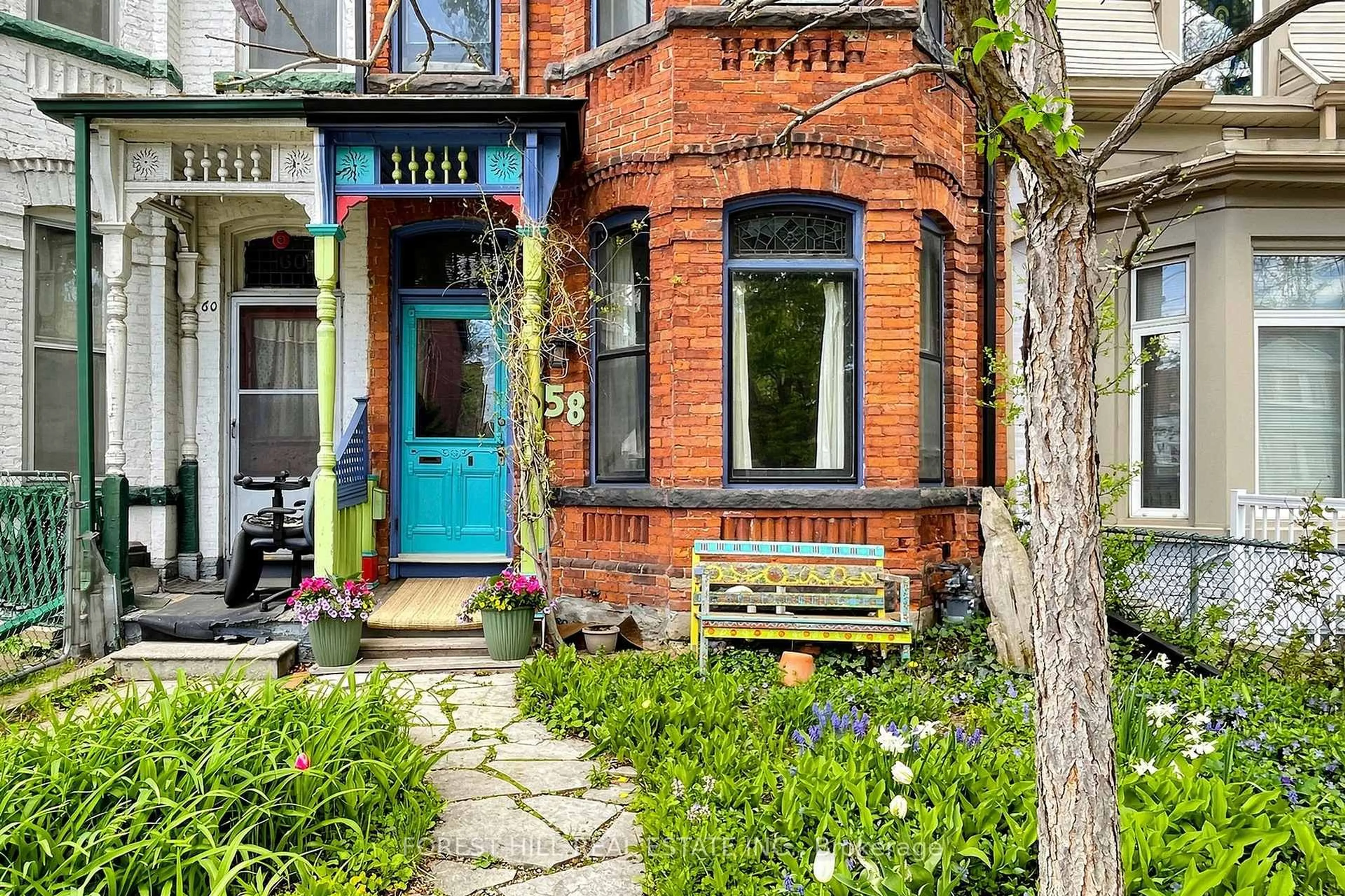 Home with brick exterior material, street for 58 Nassau St, Toronto Ontario M5T 1M2