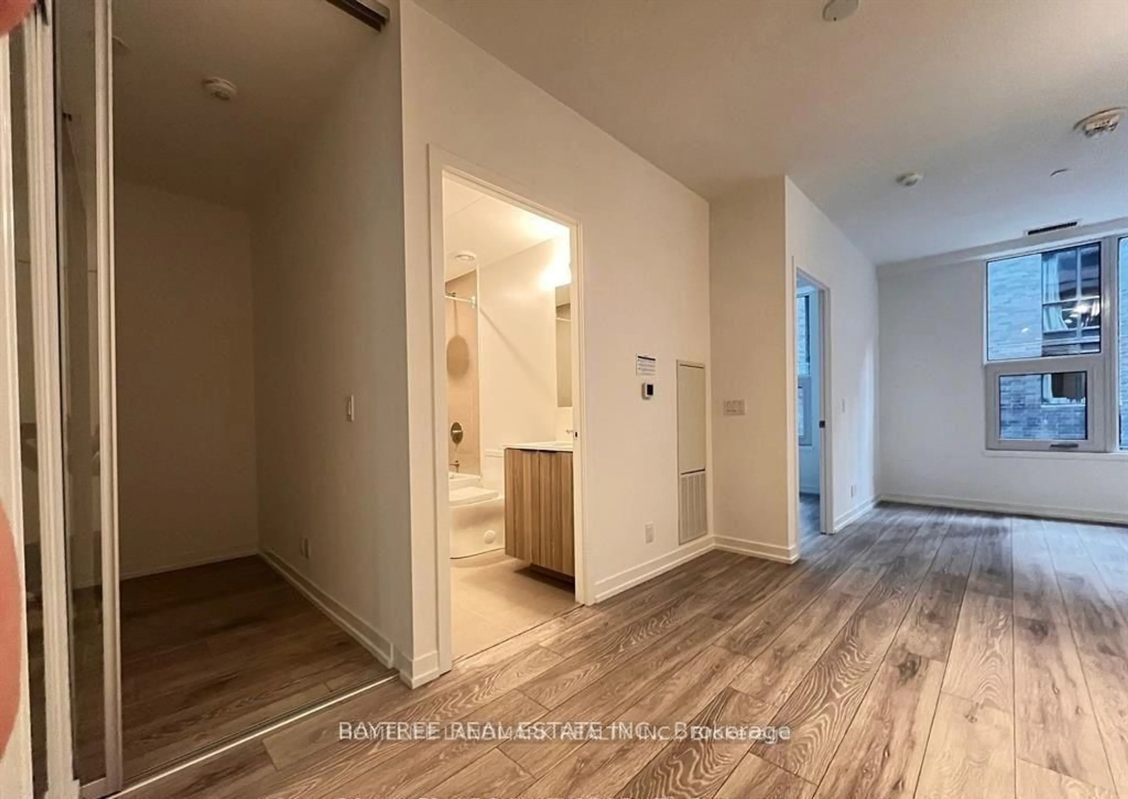 A pic of a room for 55 Mercer St #310, Toronto Ontario M5V 0W4