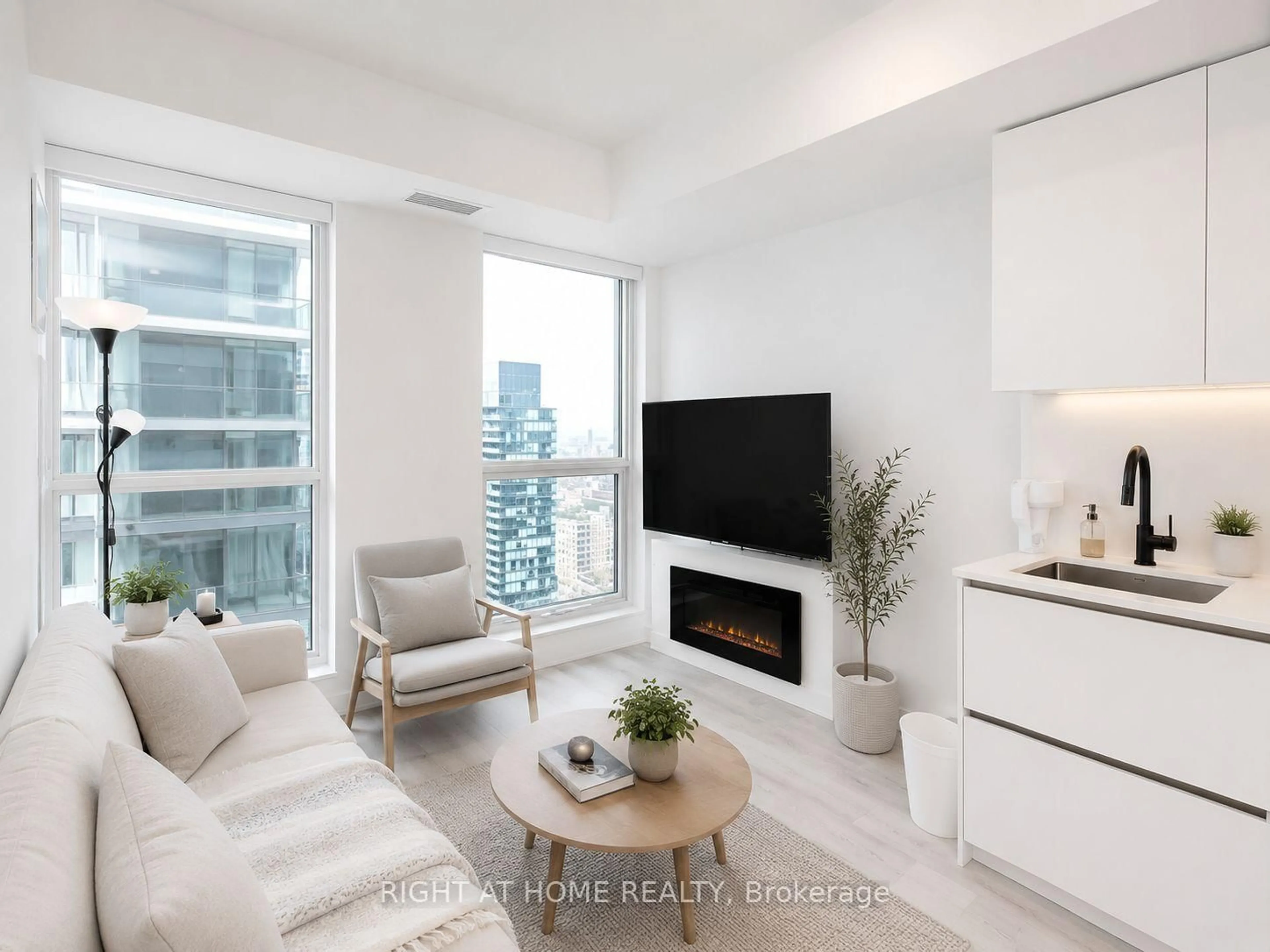 Living room with furniture, unknown for 327 King St #1505, Toronto Ontario M5V 0W7