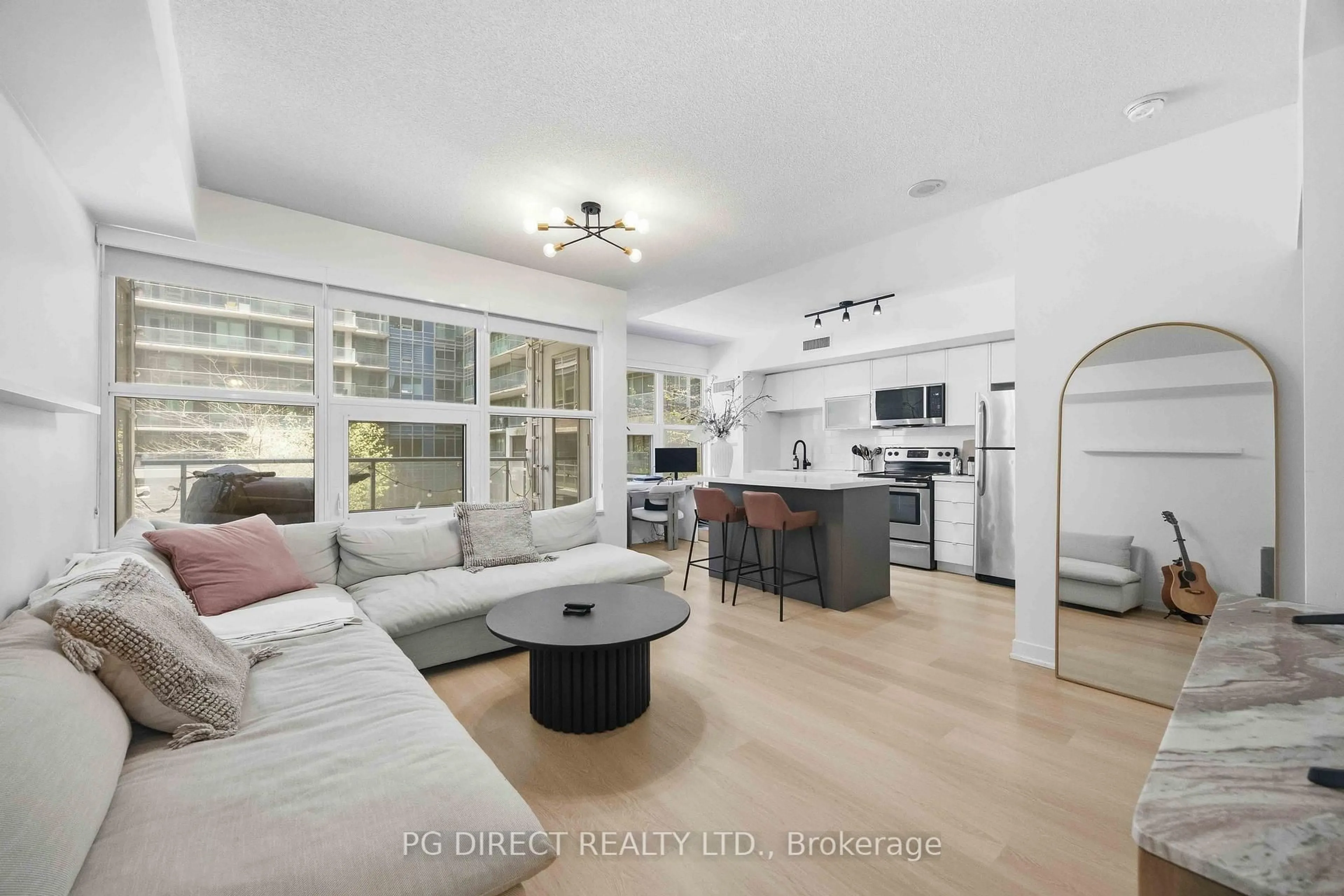 Open concept kitchen, unknown for 59 East Liberty St #213, Toronto Ontario M6K 3R1