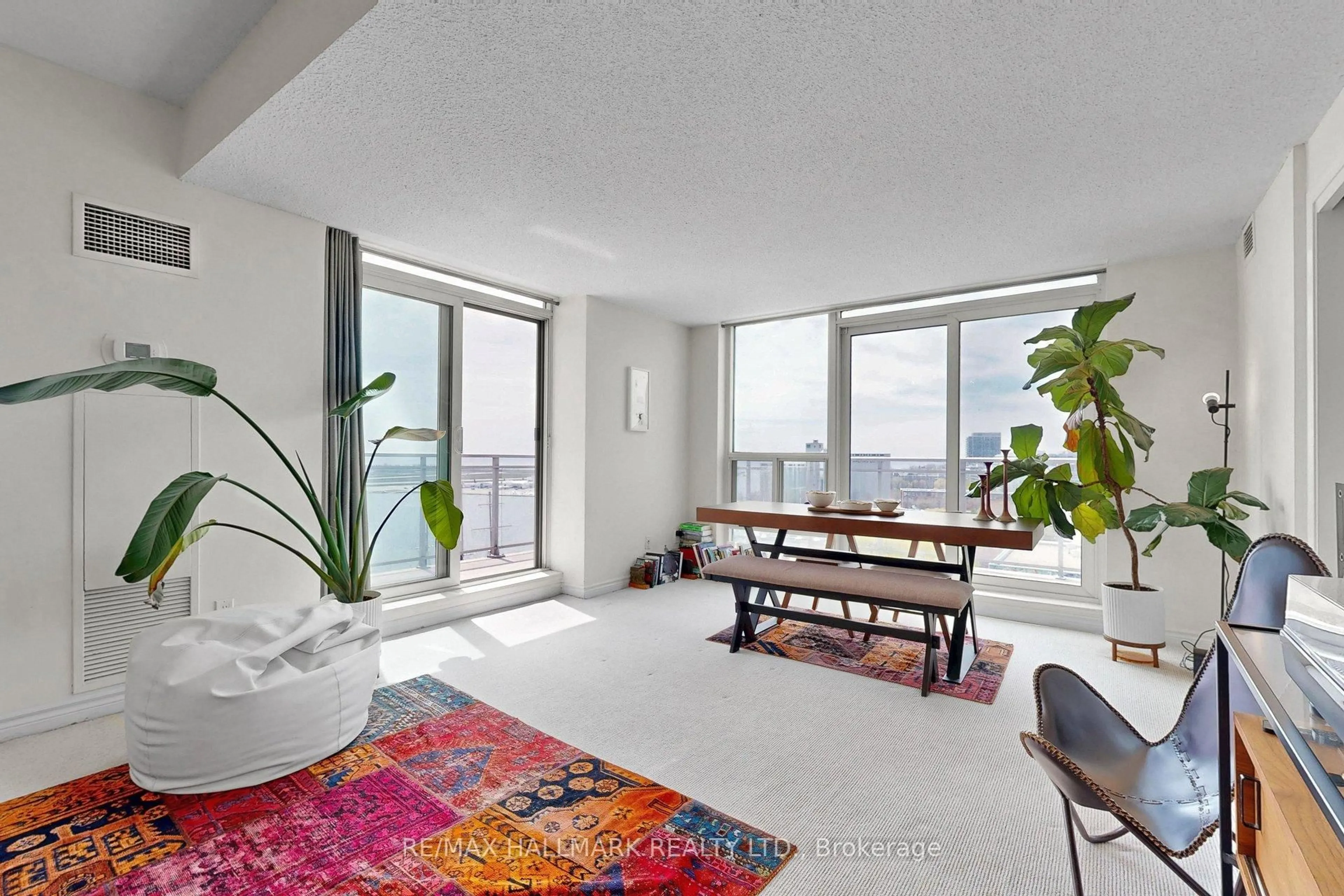 Living room with furniture, unknown for 410 Queens Quay #1516, Toronto Ontario M5V 3T1
