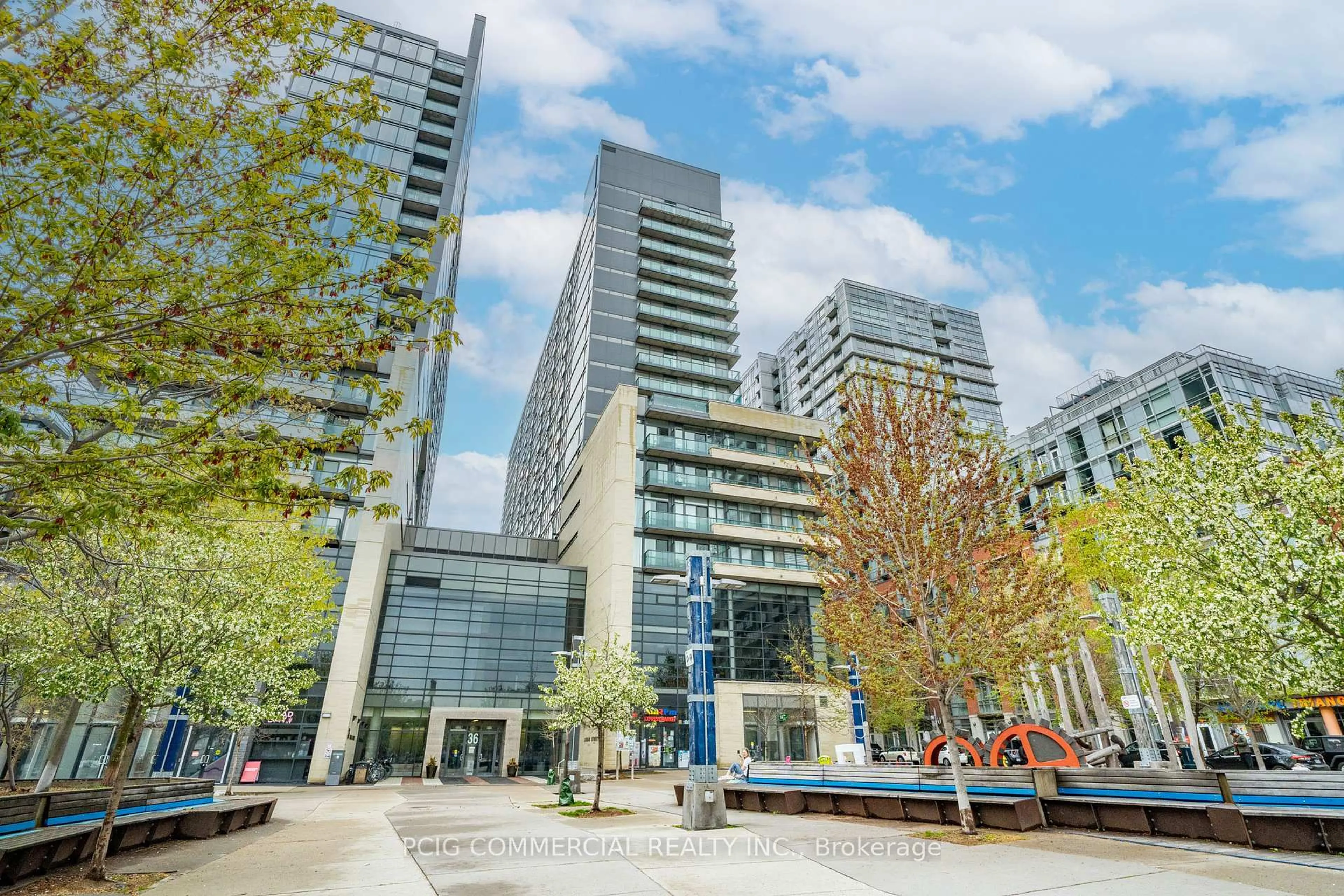 Unknown for 36 Lisgar St #803W, Toronto Ontario M6J 0C7