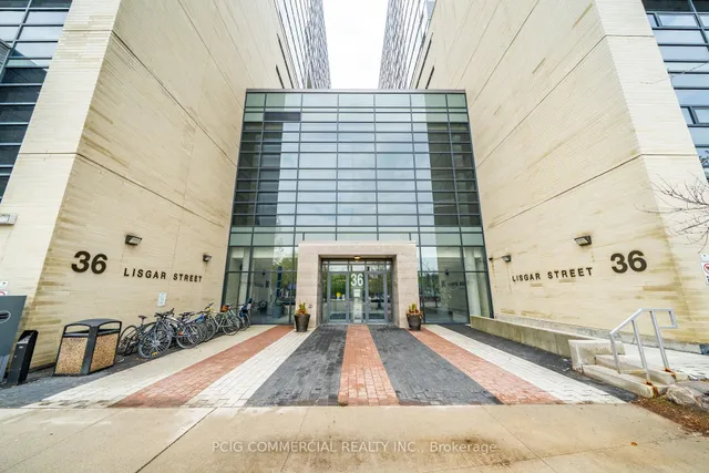 36 Lisgar St #803W, Toronto 4