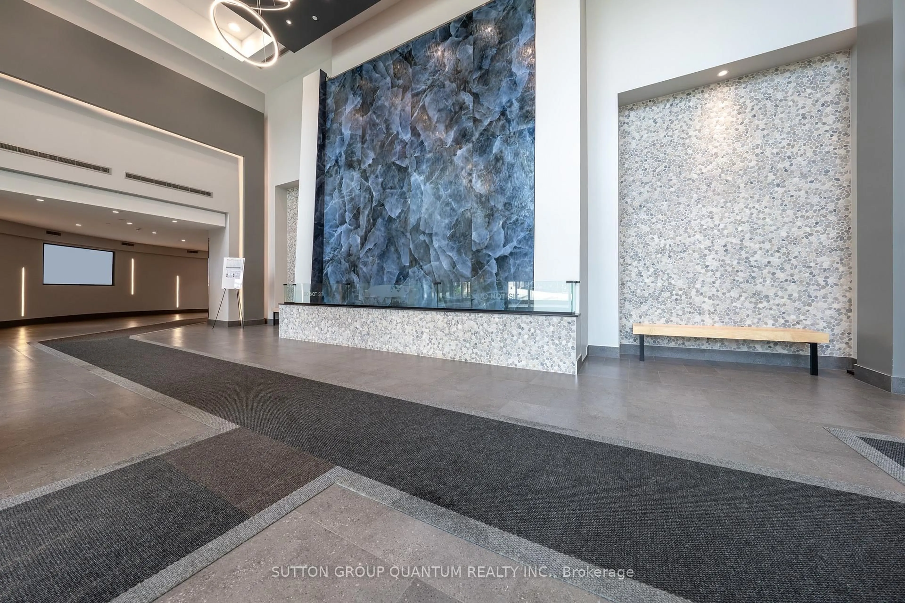 Lobby for 373 Front St #311, Toronto Ontario M5V 3R7