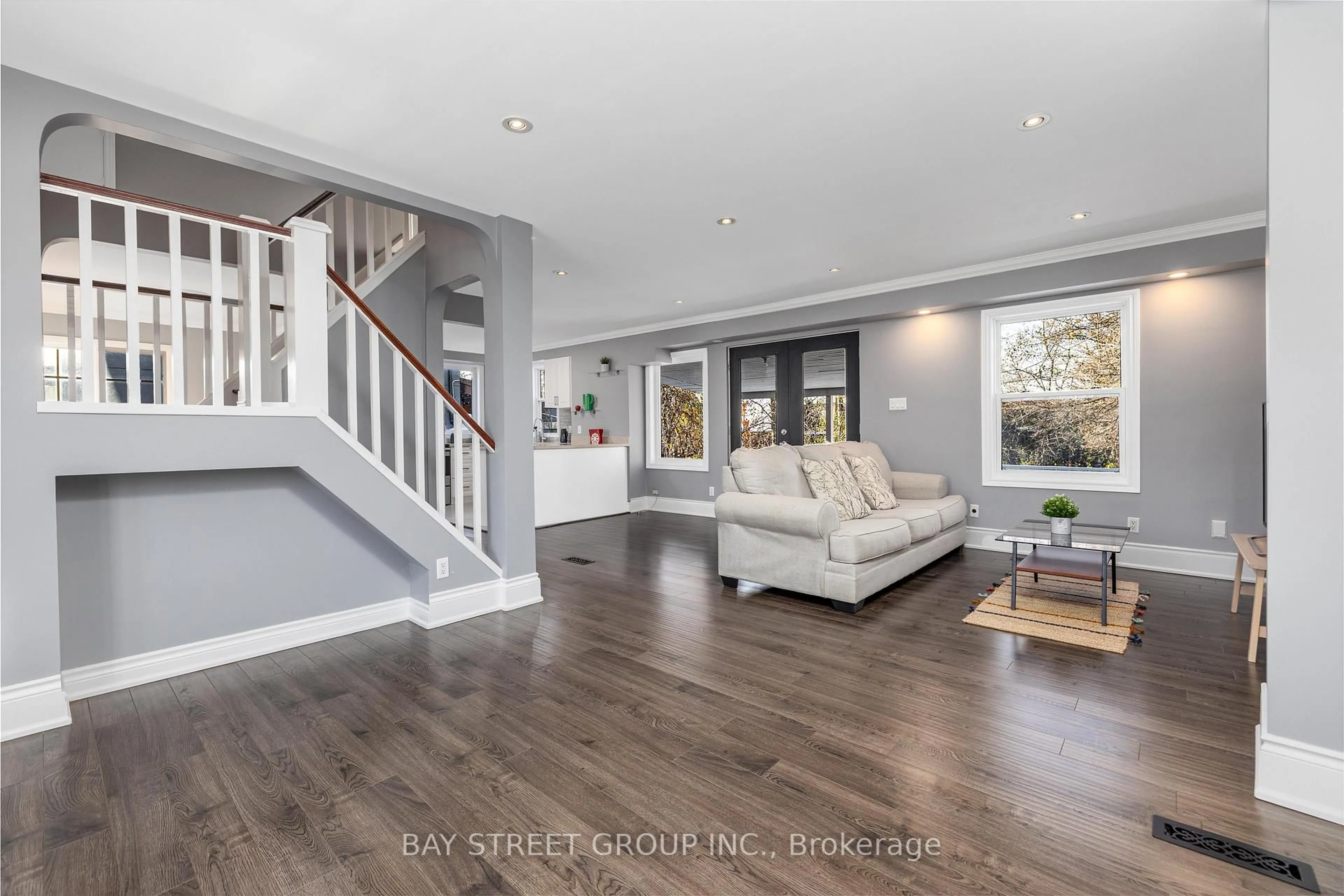 Living room with furniture, unknown for 112 Bevdale Rd, Toronto Ontario M2R 1L7