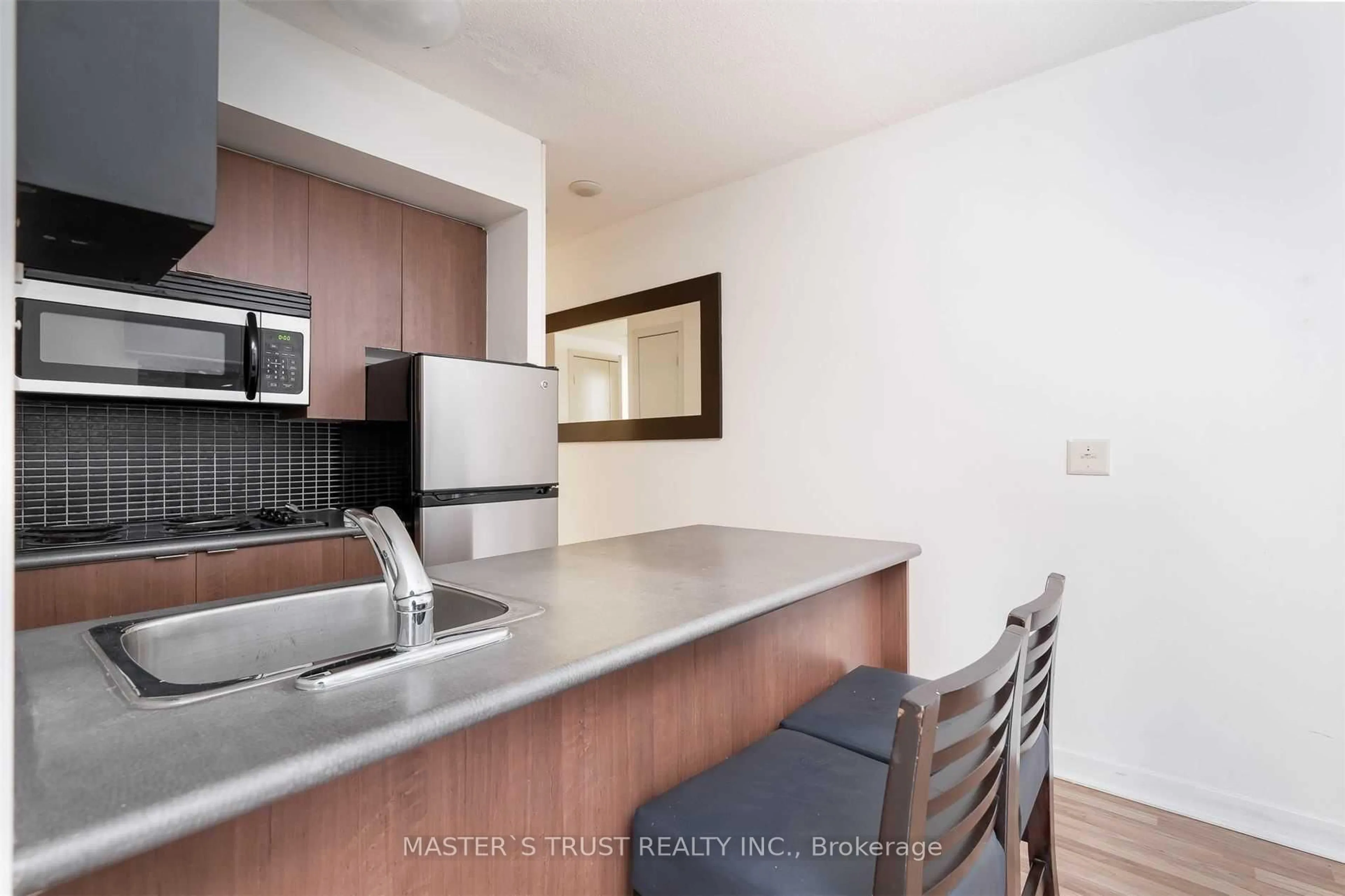 Standard kitchen, unknown for 8 Colborne St #705, Toronto Ontario M5E 1E1