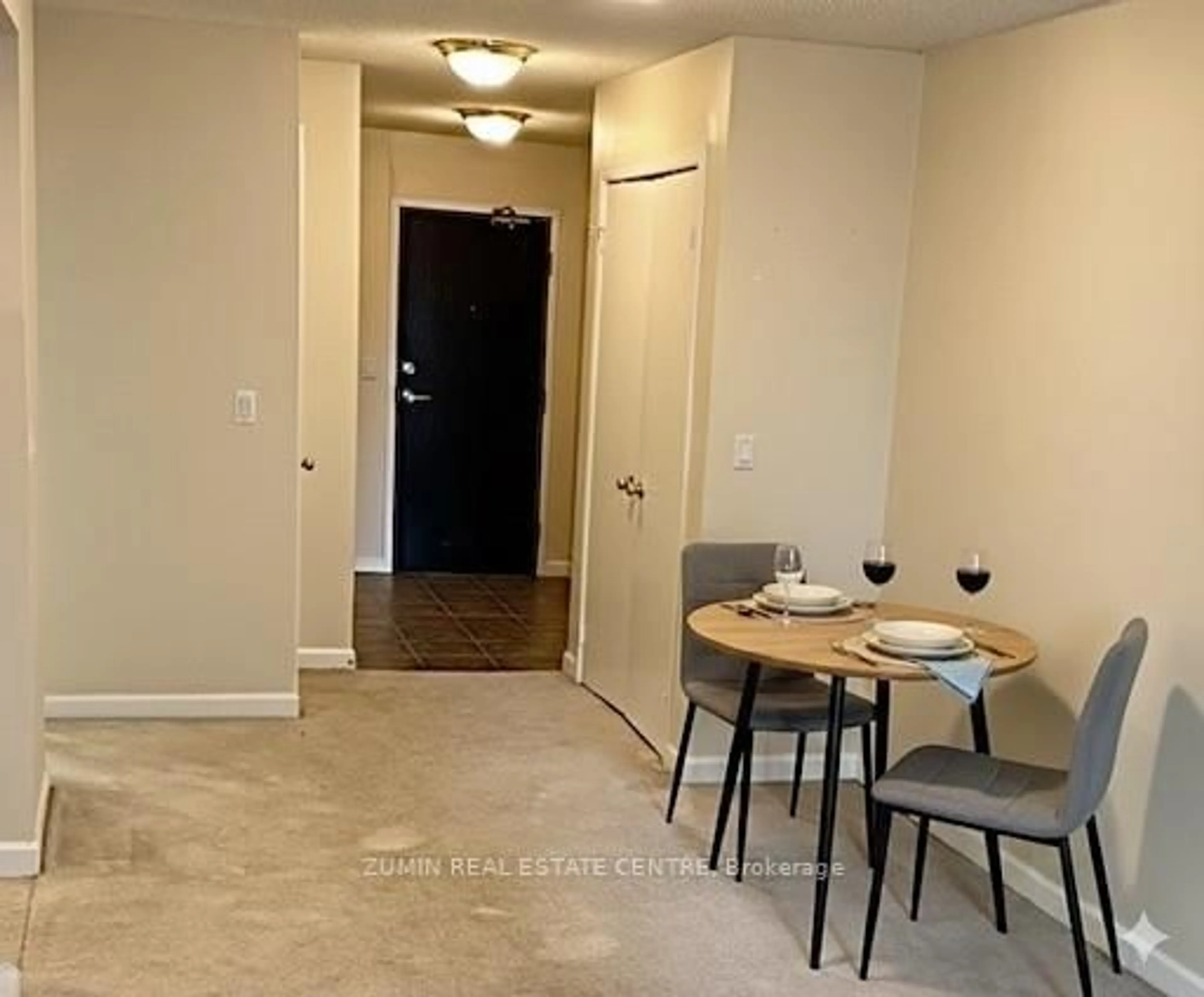 A pic of a room for 8 Park Rd #2116, Toronto Ontario M4W 3S5