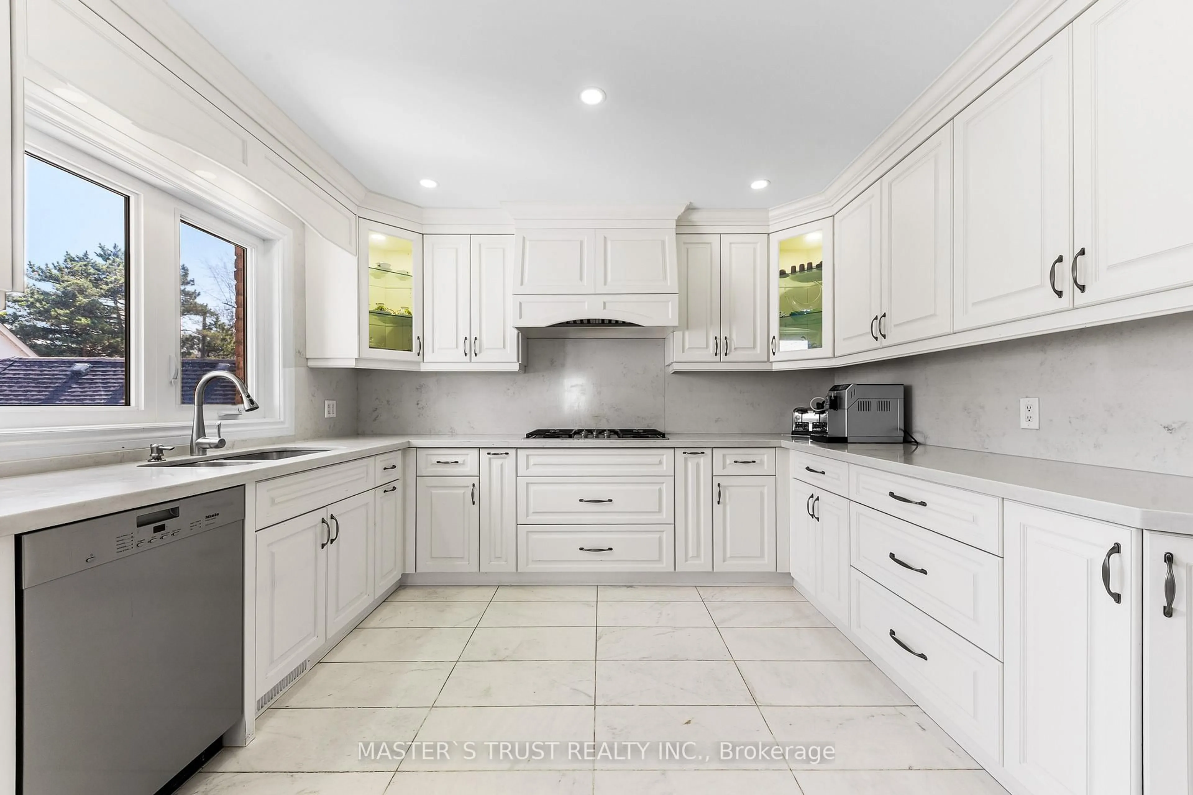Unknown for 243 Burbank Dr, Toronto Ontario M2K 2S4