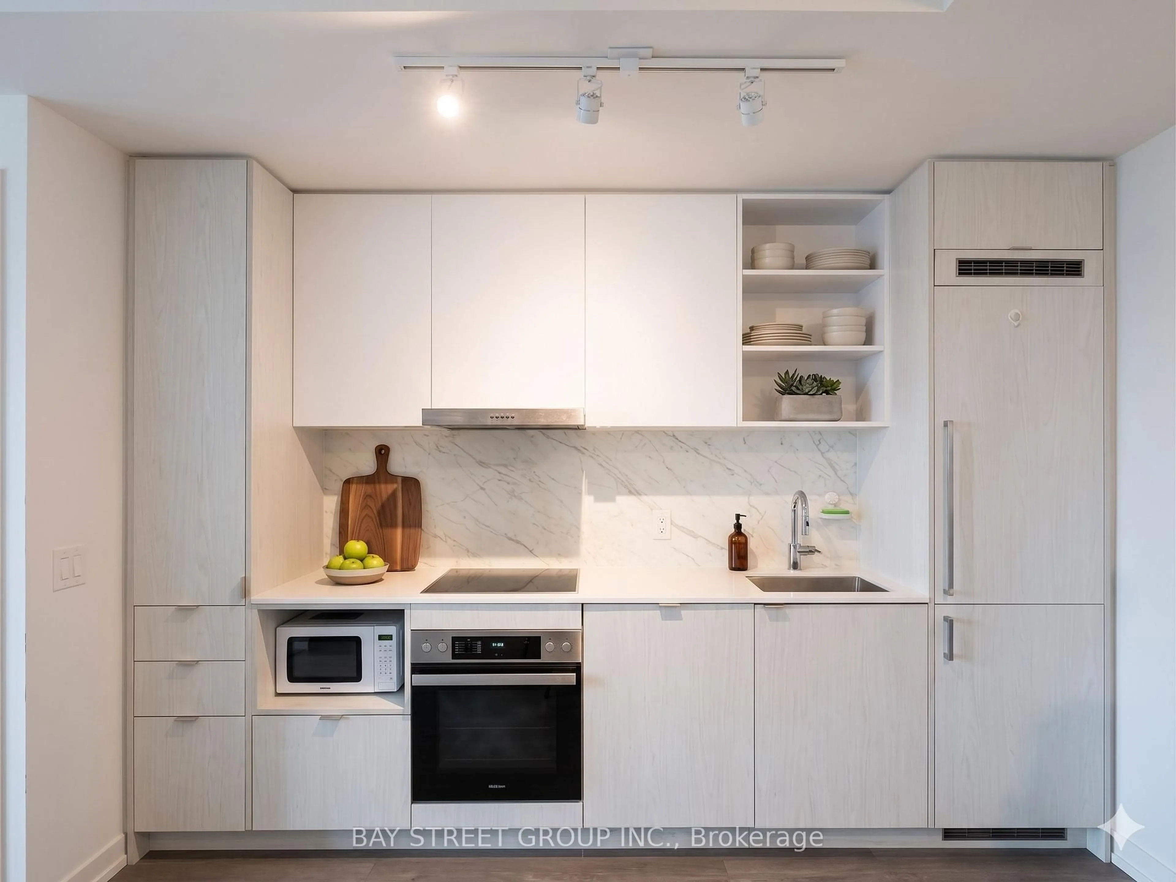 Unknown for 55 Cooper St #7112, Toronto Ontario M5E 0G1