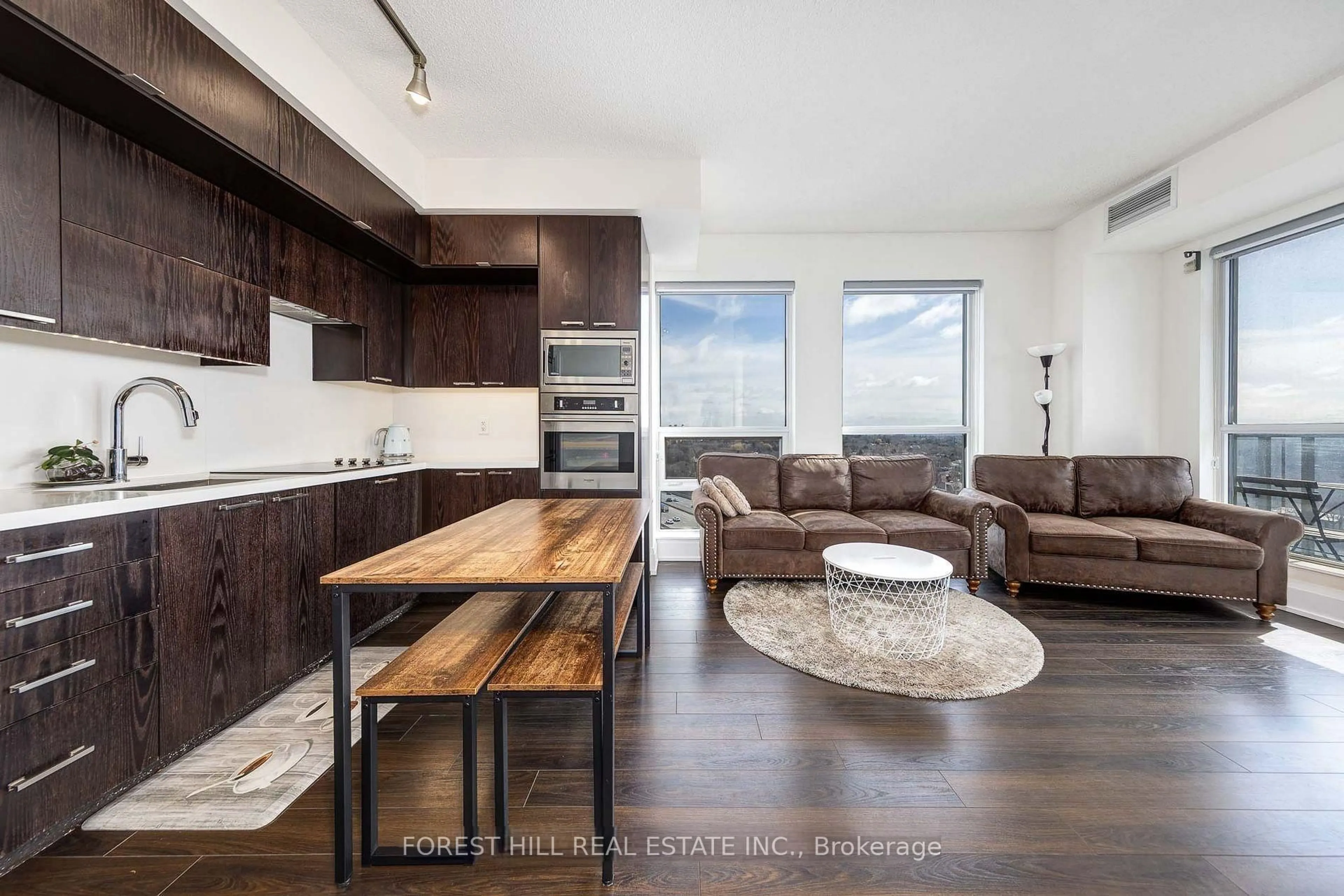 Open concept kitchen, wood/laminate floor for 120 Harrison Garden Blvd #1306, Toronto Ontario M2N 0H1