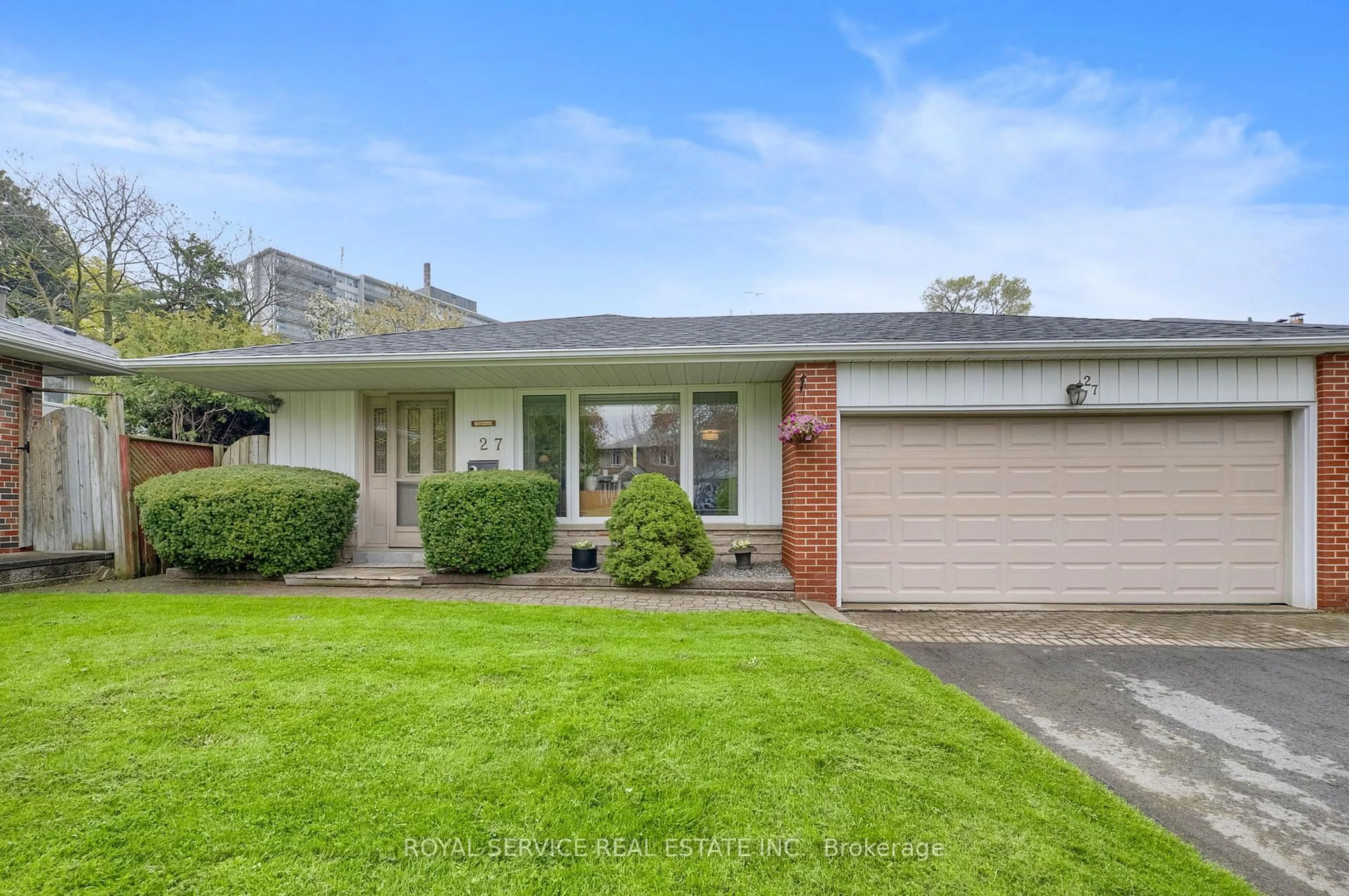 Home with brick exterior material, street for 27 Skyview Cres, Toronto Ontario M2J 1B7
