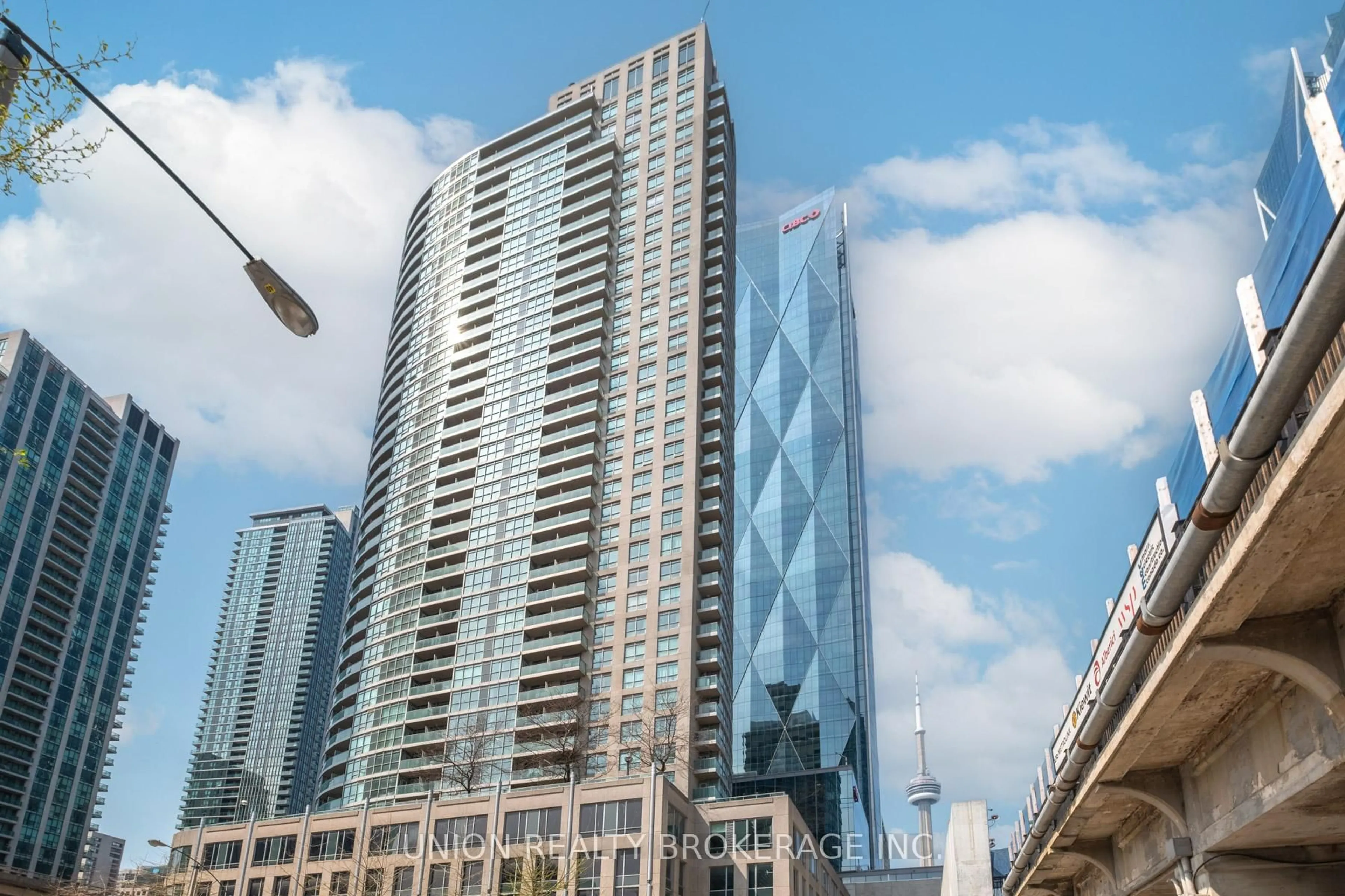 Unknown for 18 Yonge St #606, Toronto Ontario M5E 1Z8