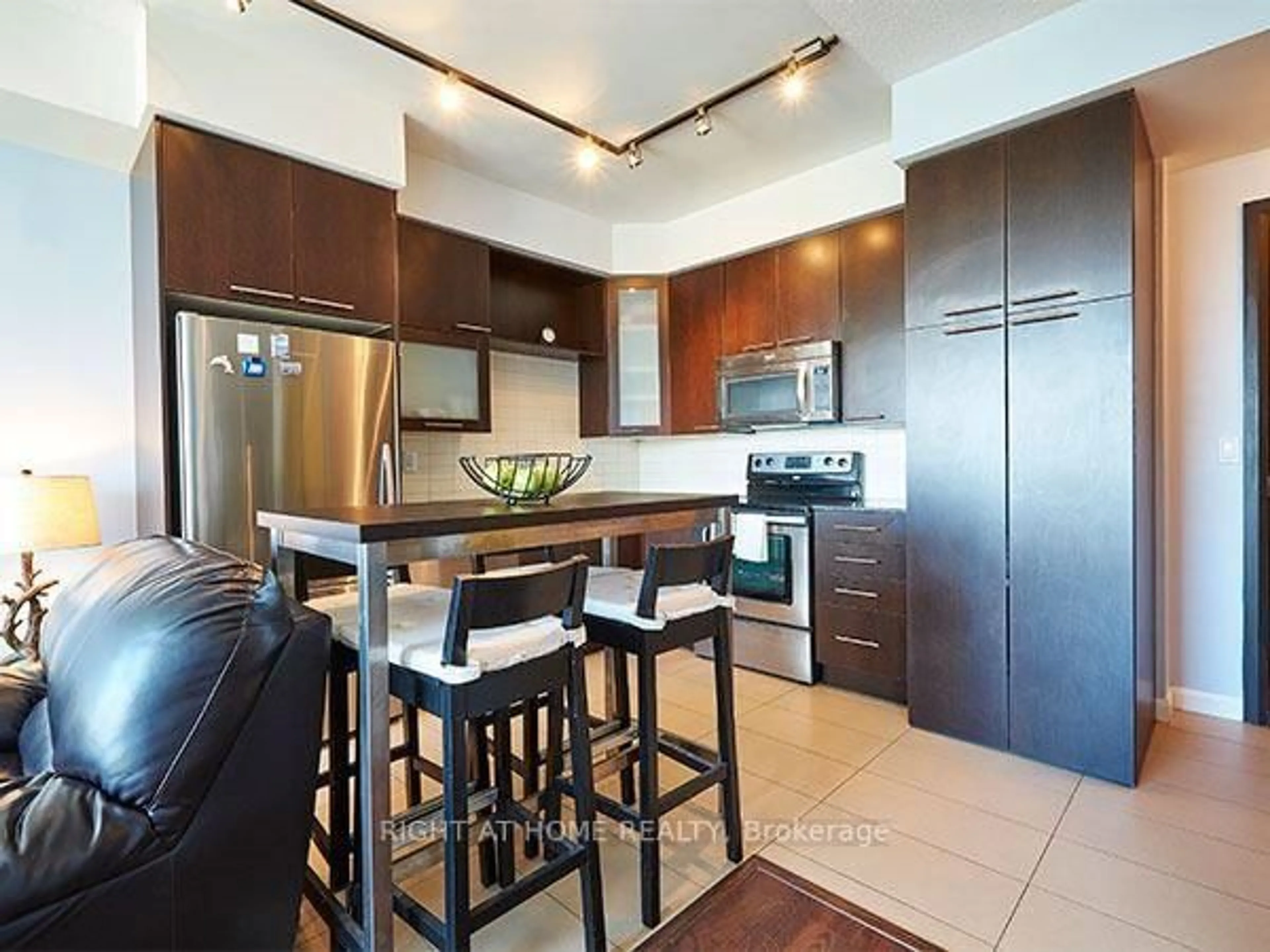 Contemporary kitchen, ceramic/tile floor for 500 Sherbourne St #2701, Toronto Ontario M4X 1L1