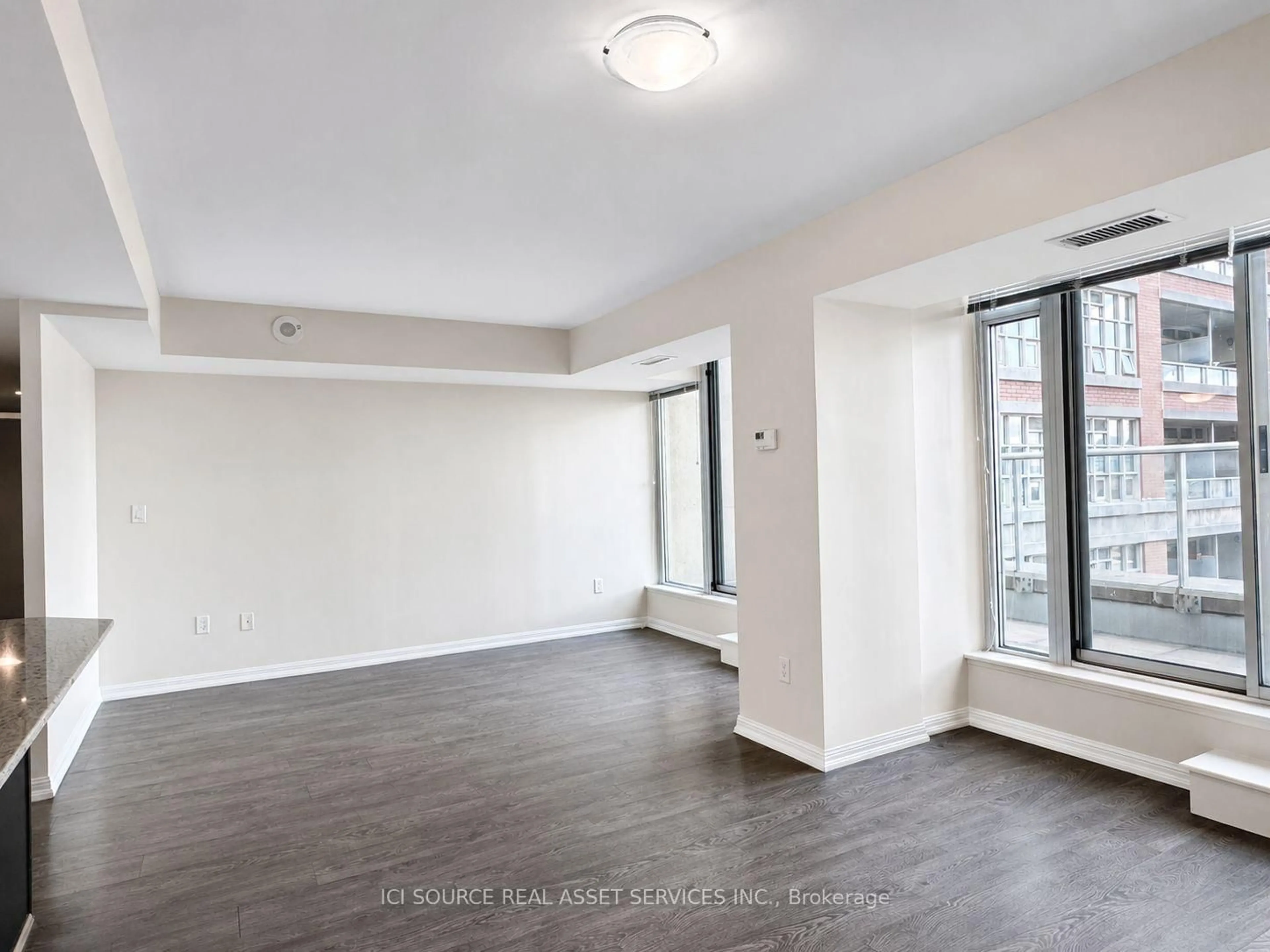 A pic of a room for 85 East Liberty St #725, Toronto Ontario M6K 3R4