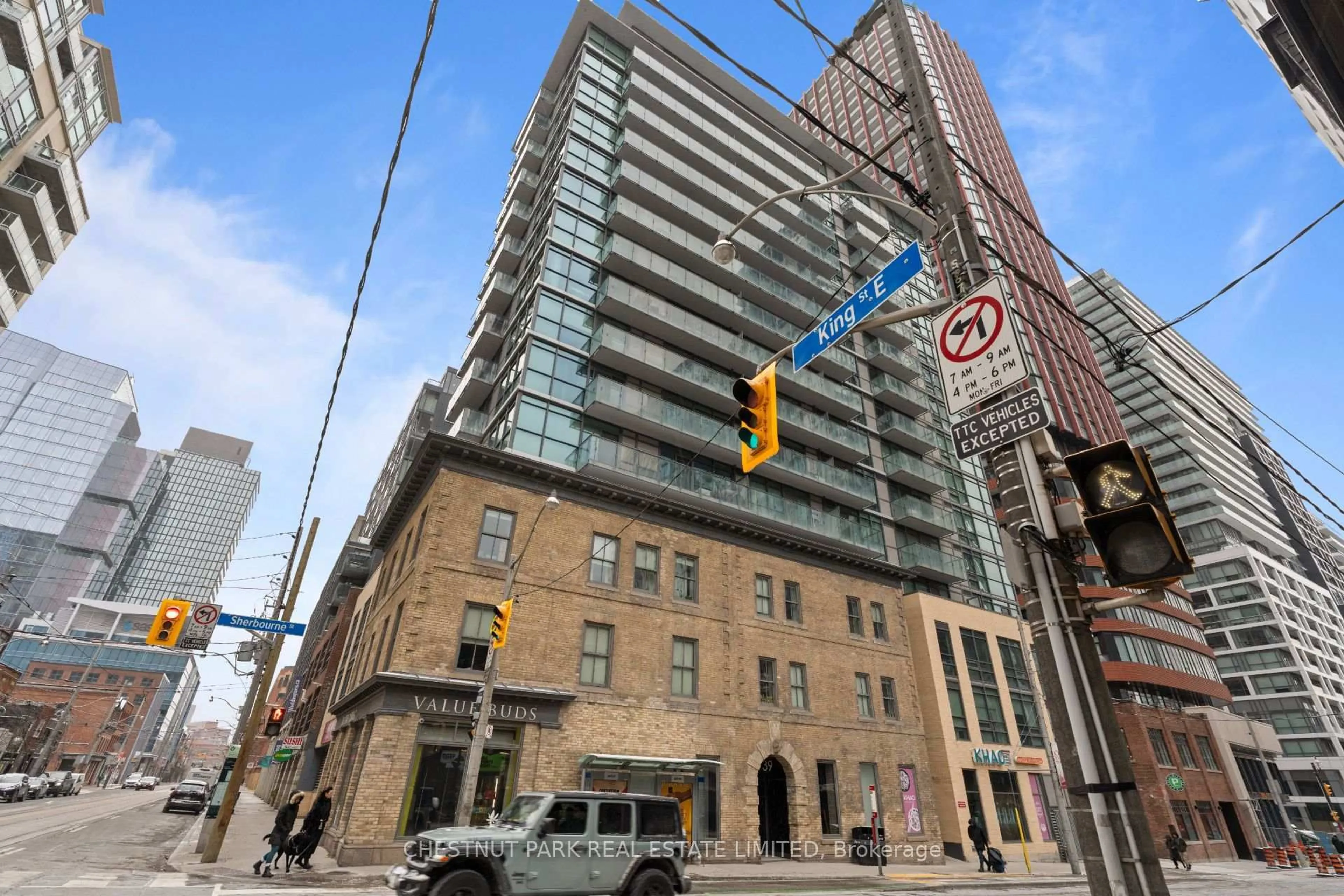 Unknown for 39 Sherbourne St #301, Toronto Ontario M5A 0L8
