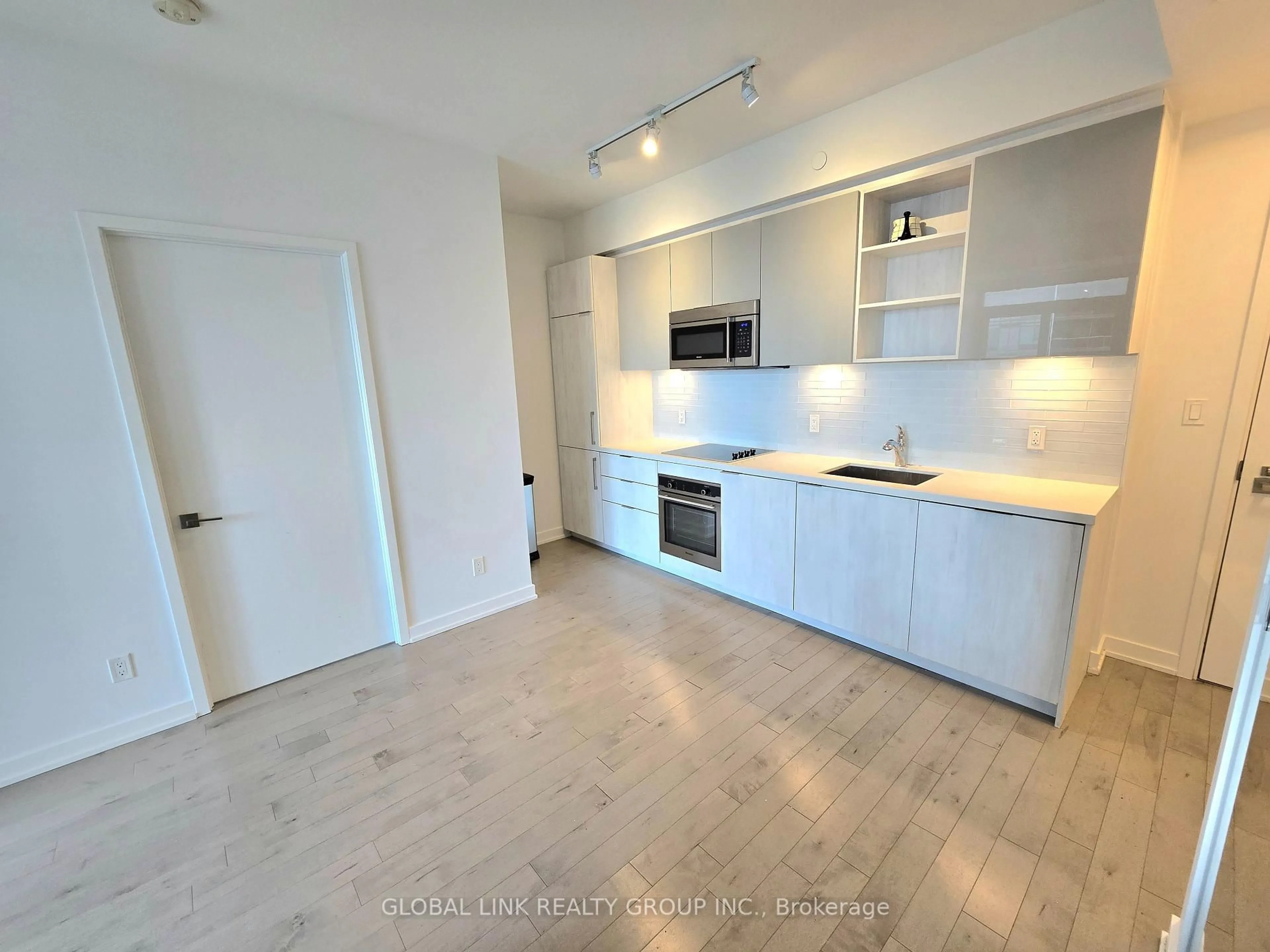 Open concept kitchen, unknown for 50 ORDNANCE St #1212, Toronto Ontario M6K 0C9