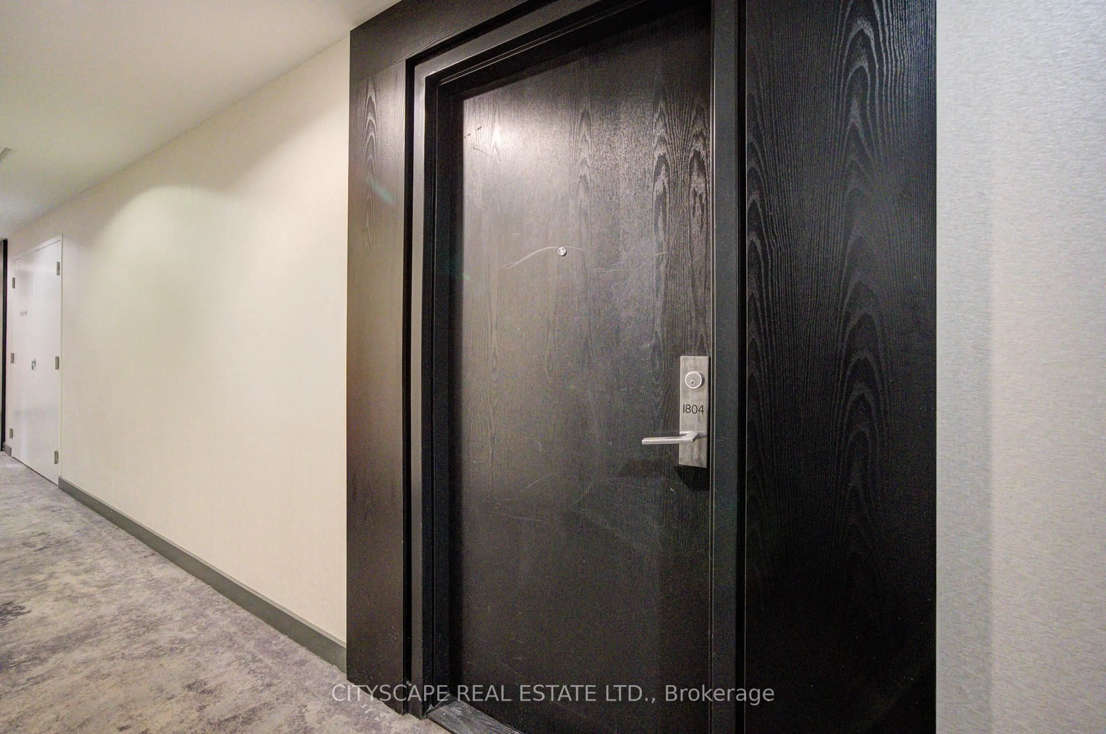 Indoor foyer for 55 East Liberty St #1804, Toronto Ontario M6K 3P9