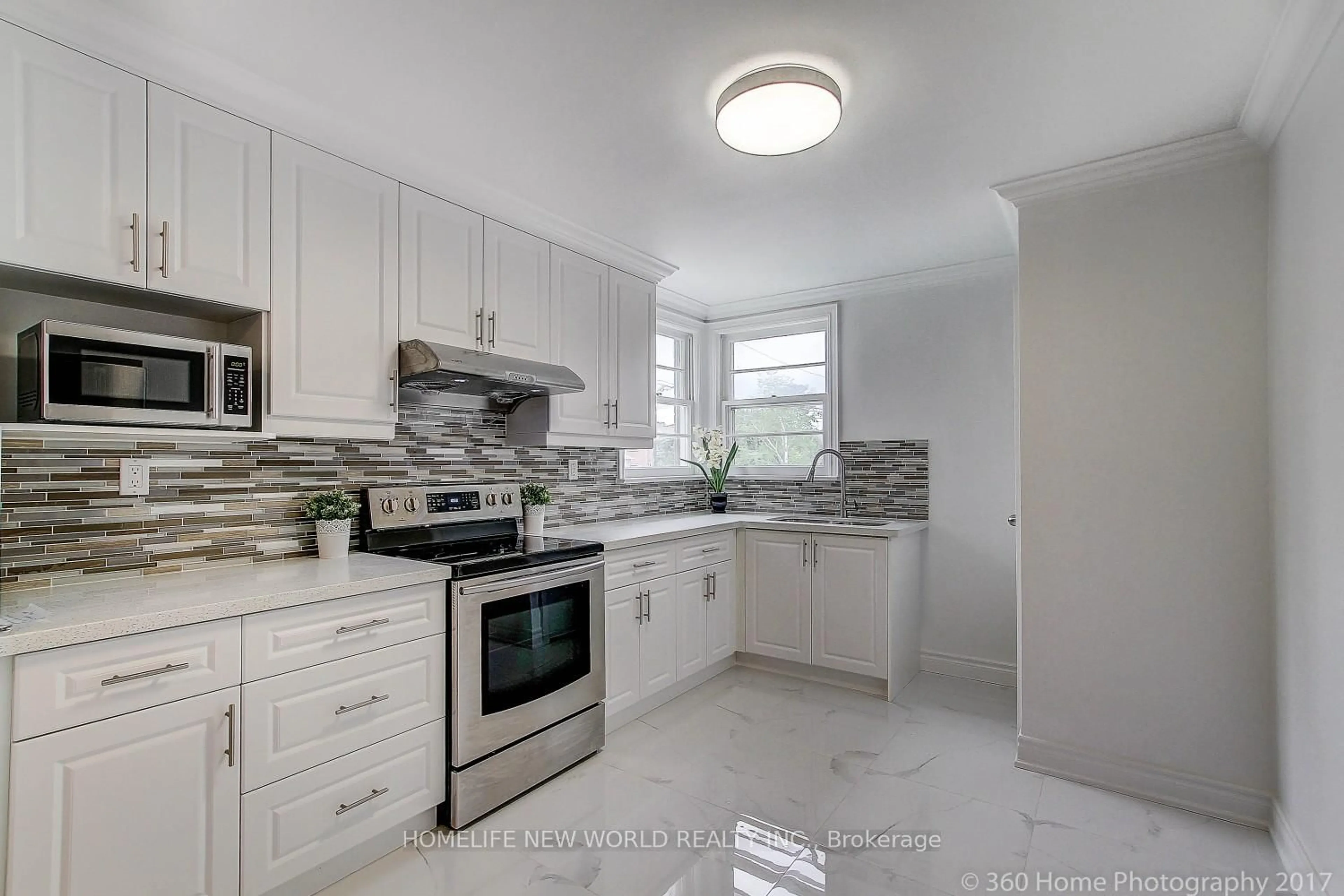 Unknown for 293 Hendon Ave, Toronto Ontario M2M 1B3