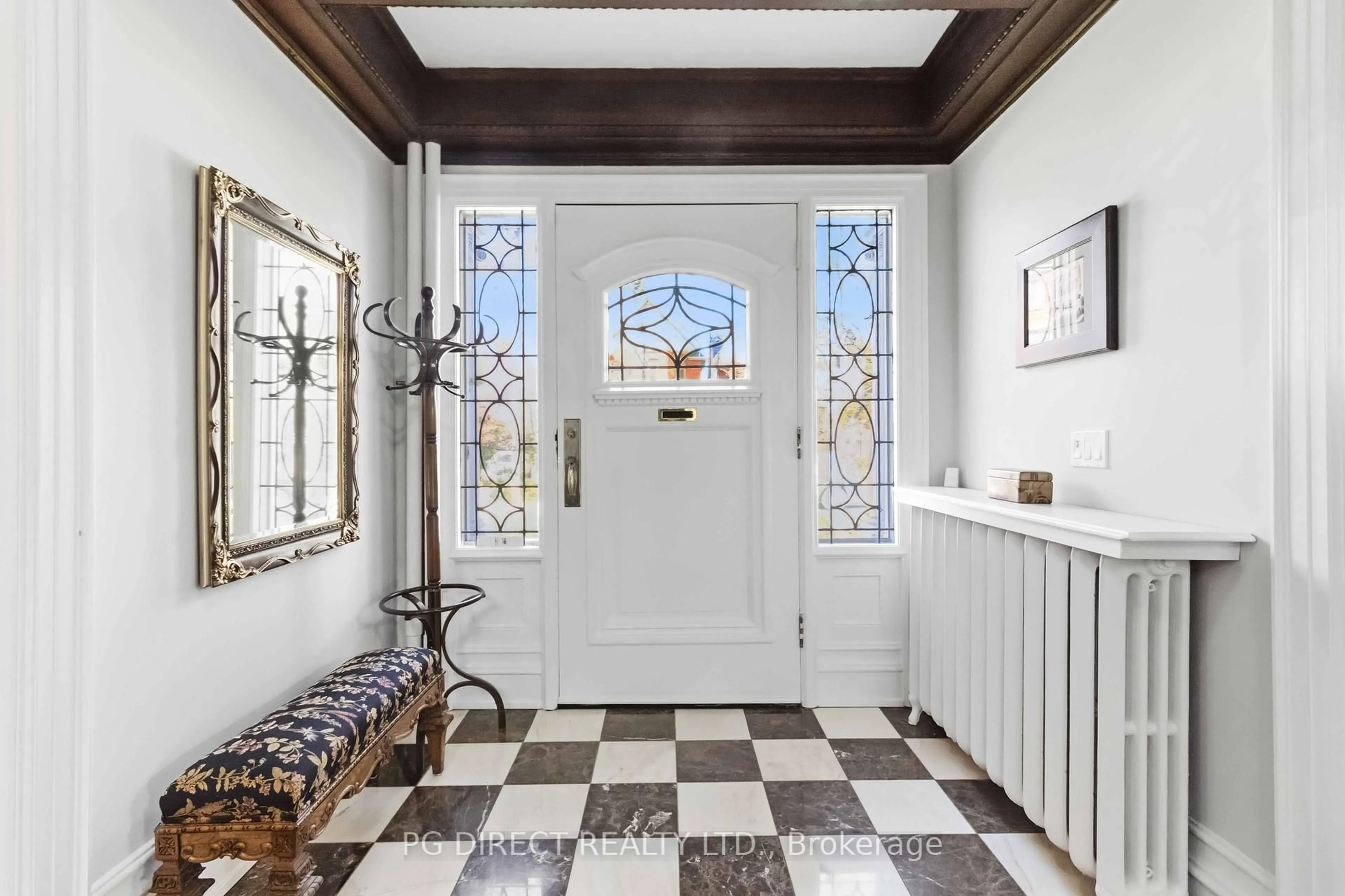 Indoor entryway for 41 Nanton Ave, Toronto Ontario M4W 2Y8