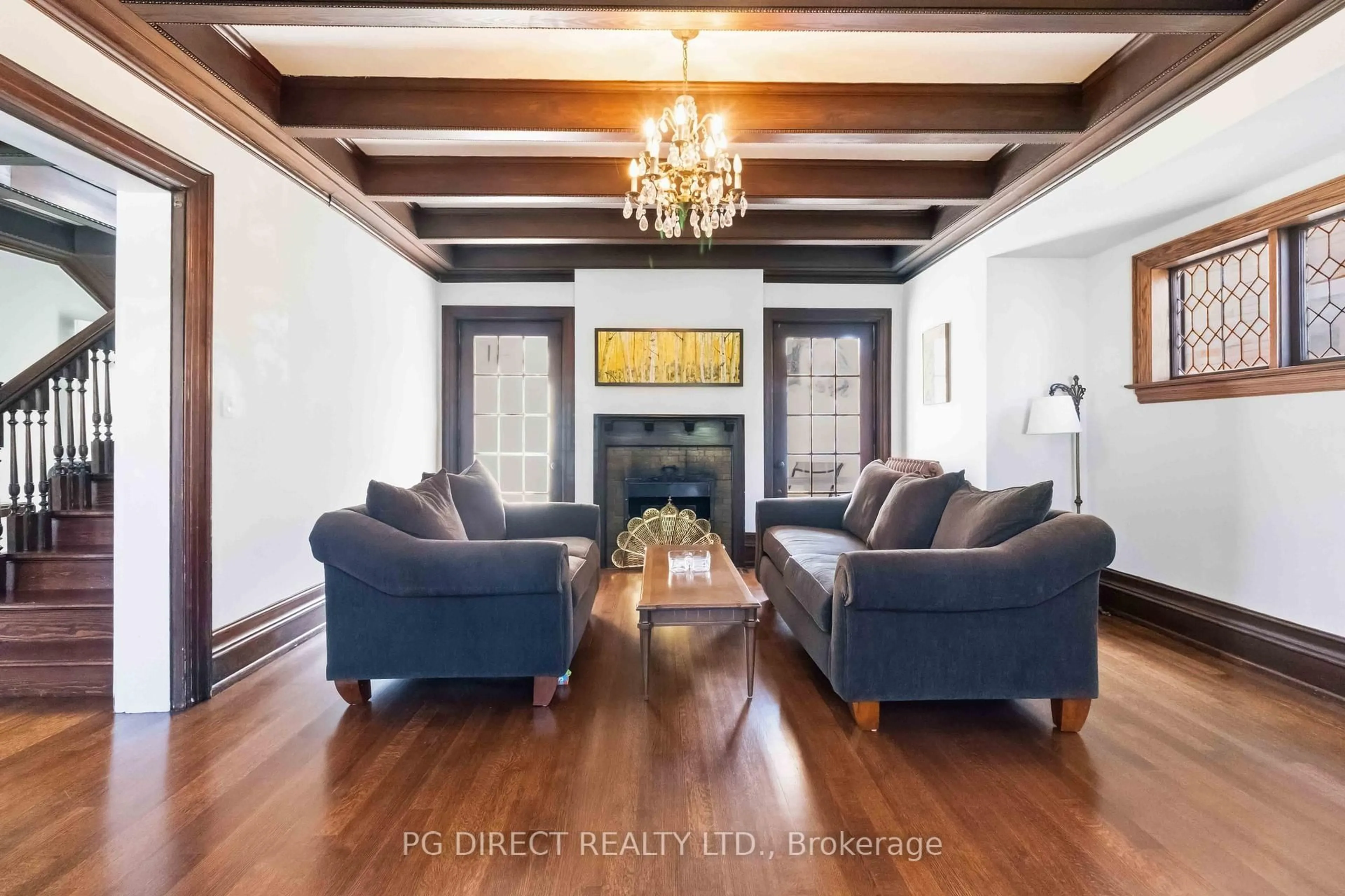 Living room with furniture, unknown for 41 Nanton Ave, Toronto Ontario M4W 2Y8