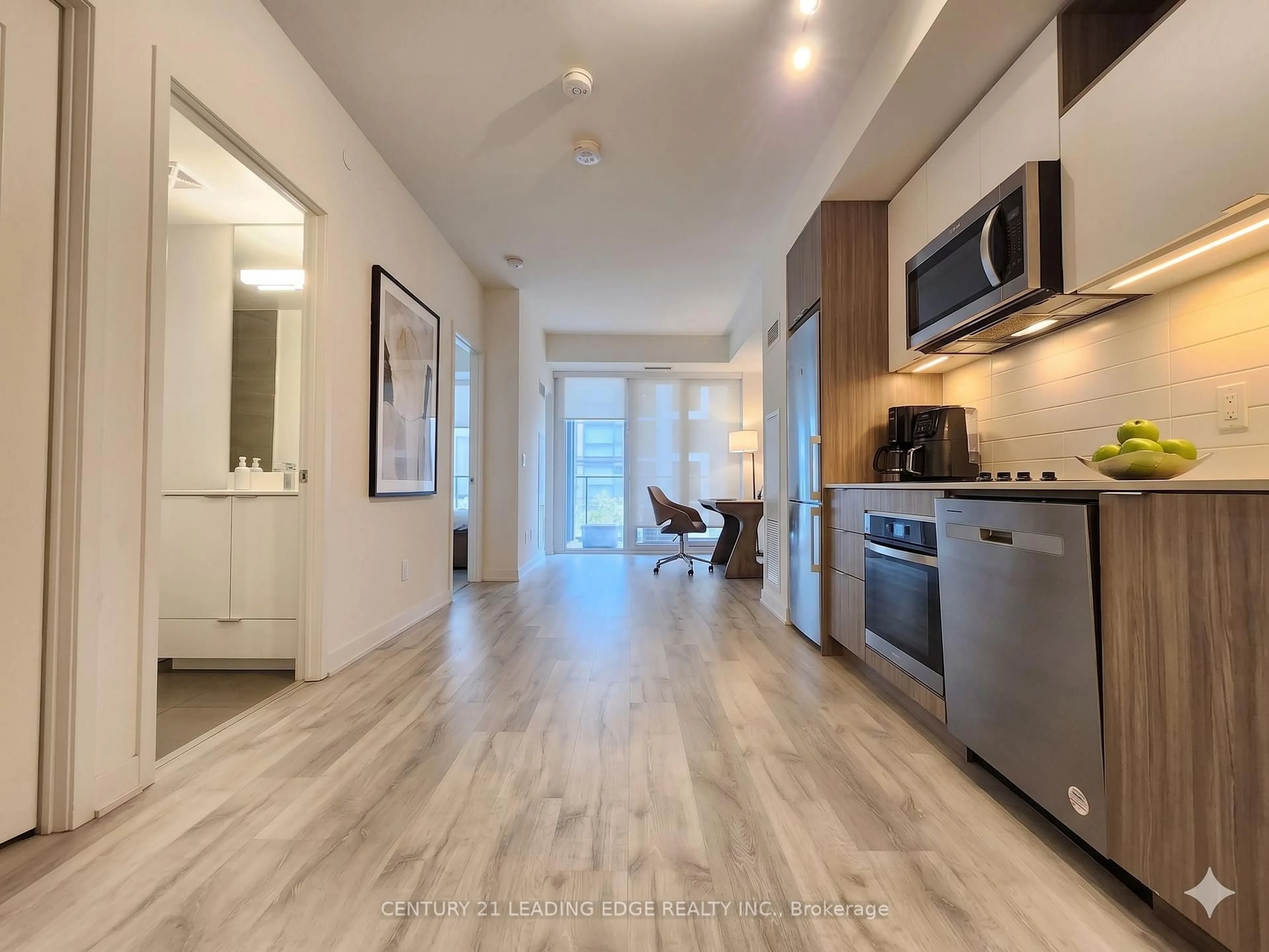 Open concept kitchen, unknown for 135 Lower Sherbourne St #1243, Toronto Ontario M5A 1Y4