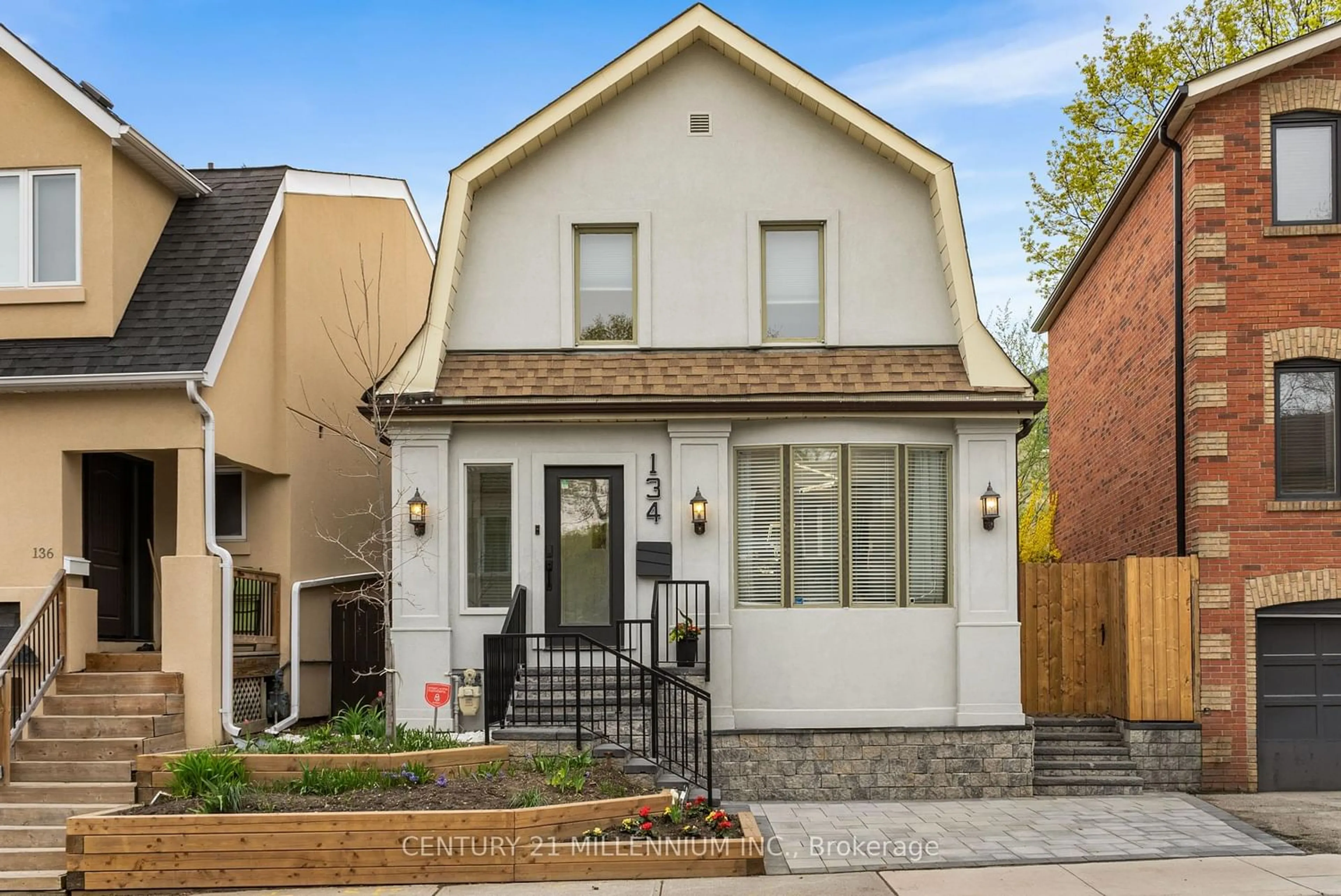 Unknown for 134 Helendale Ave, Toronto Ontario M4R 1C7