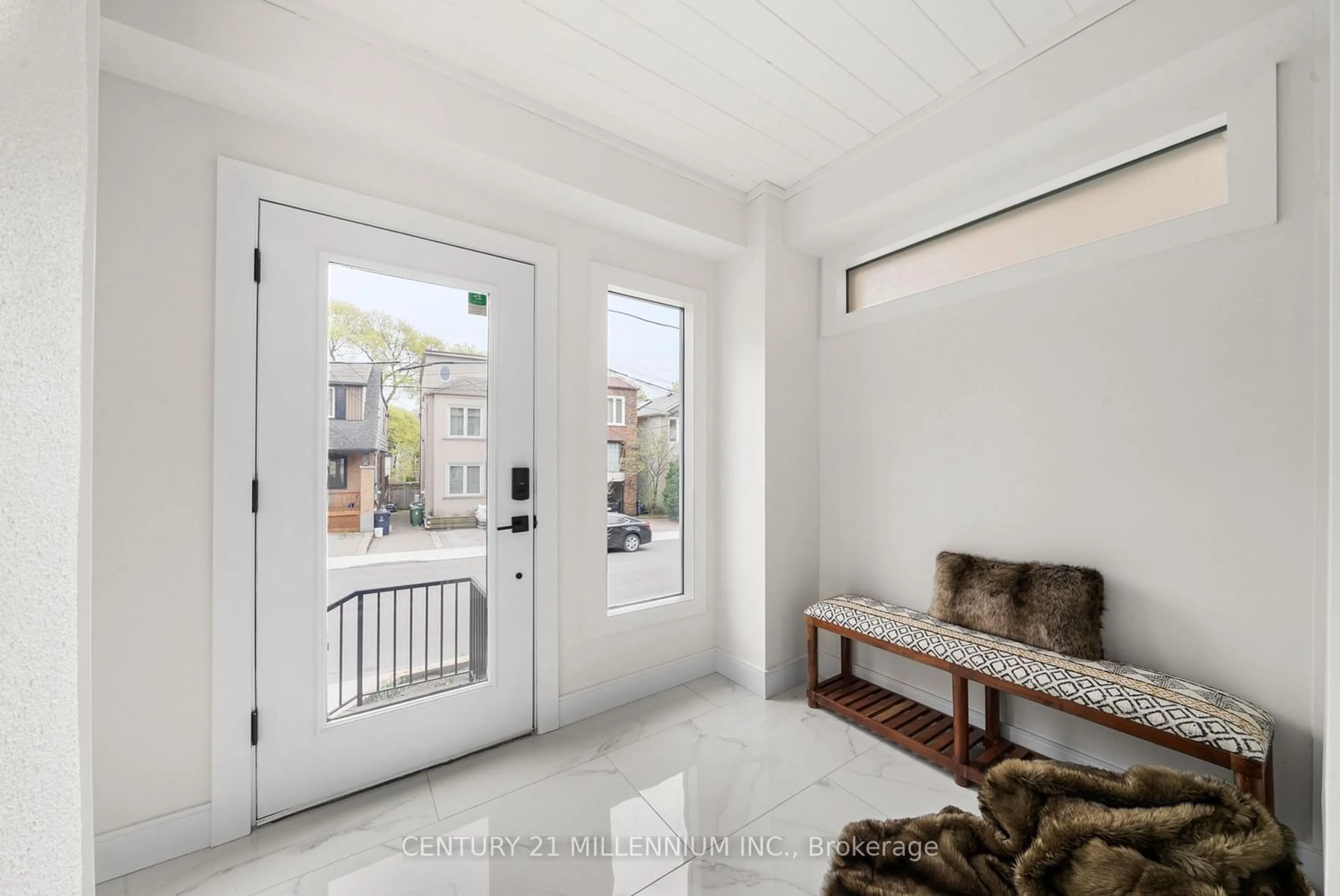 Unknown for 134 Helendale Ave, Toronto Ontario M4R 1C7