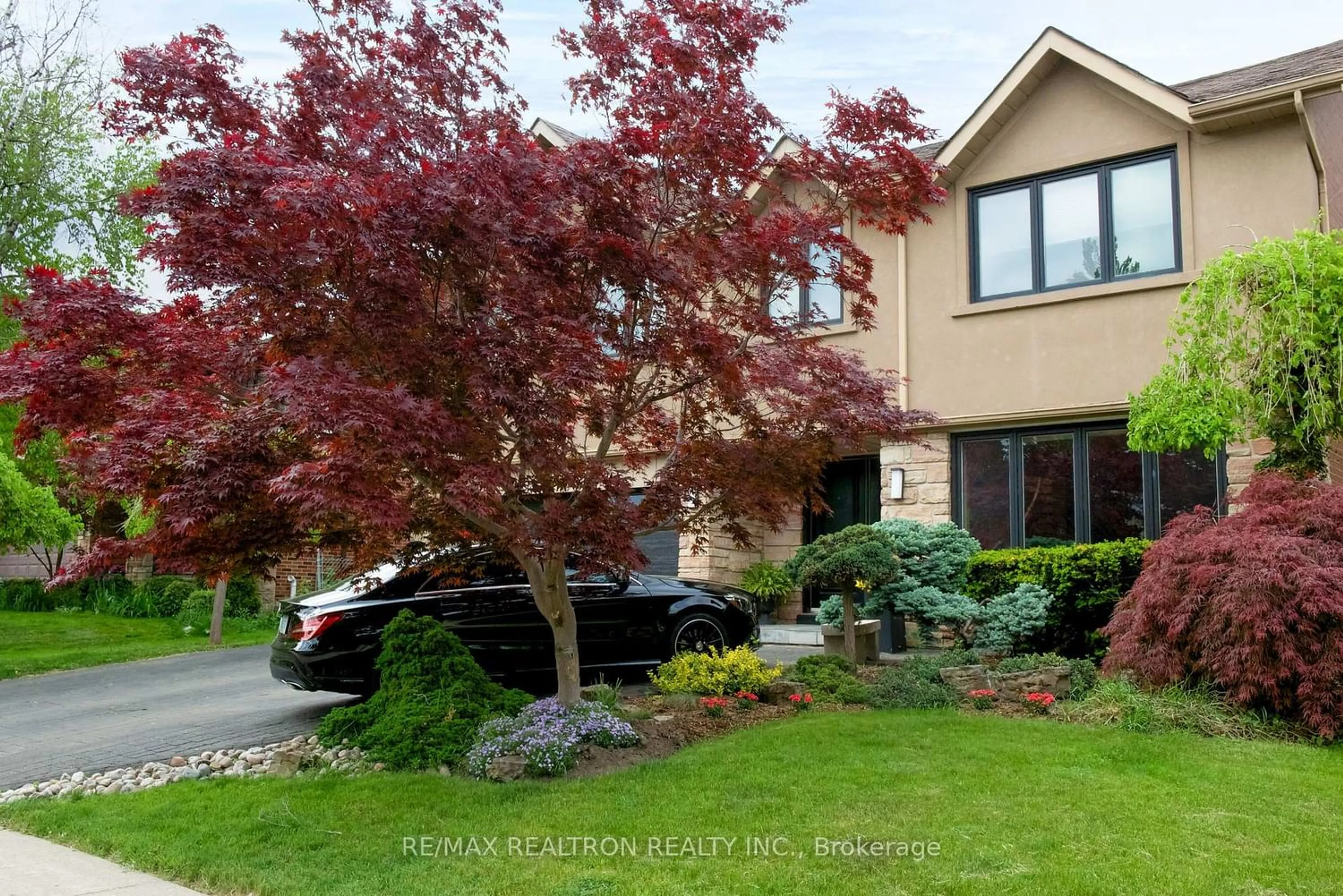 Unknown for 38 Apollo Dr, Toronto Ontario M3B 2G8