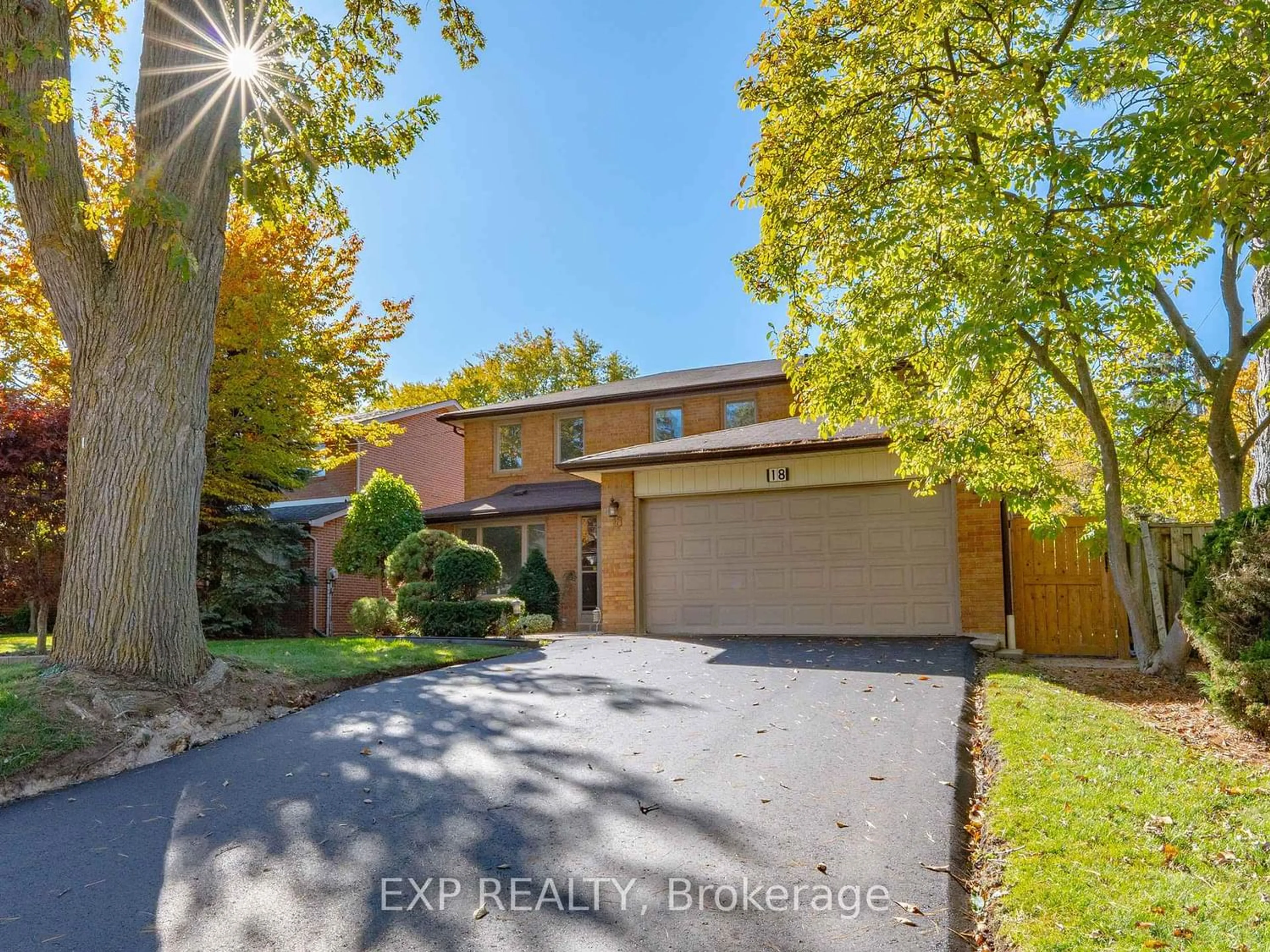 Unknown for 18 Whitman St, Toronto Ontario M2M 3H8