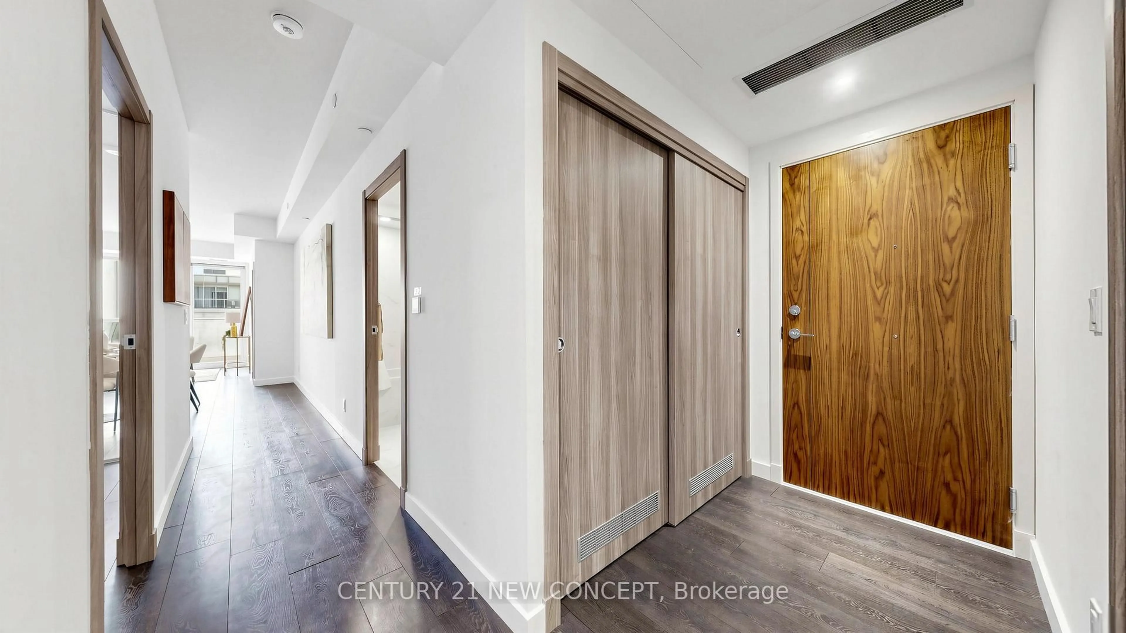 Indoor entryway for 25 McMahon Dr #206, Toronto Ontario M2K 0J1