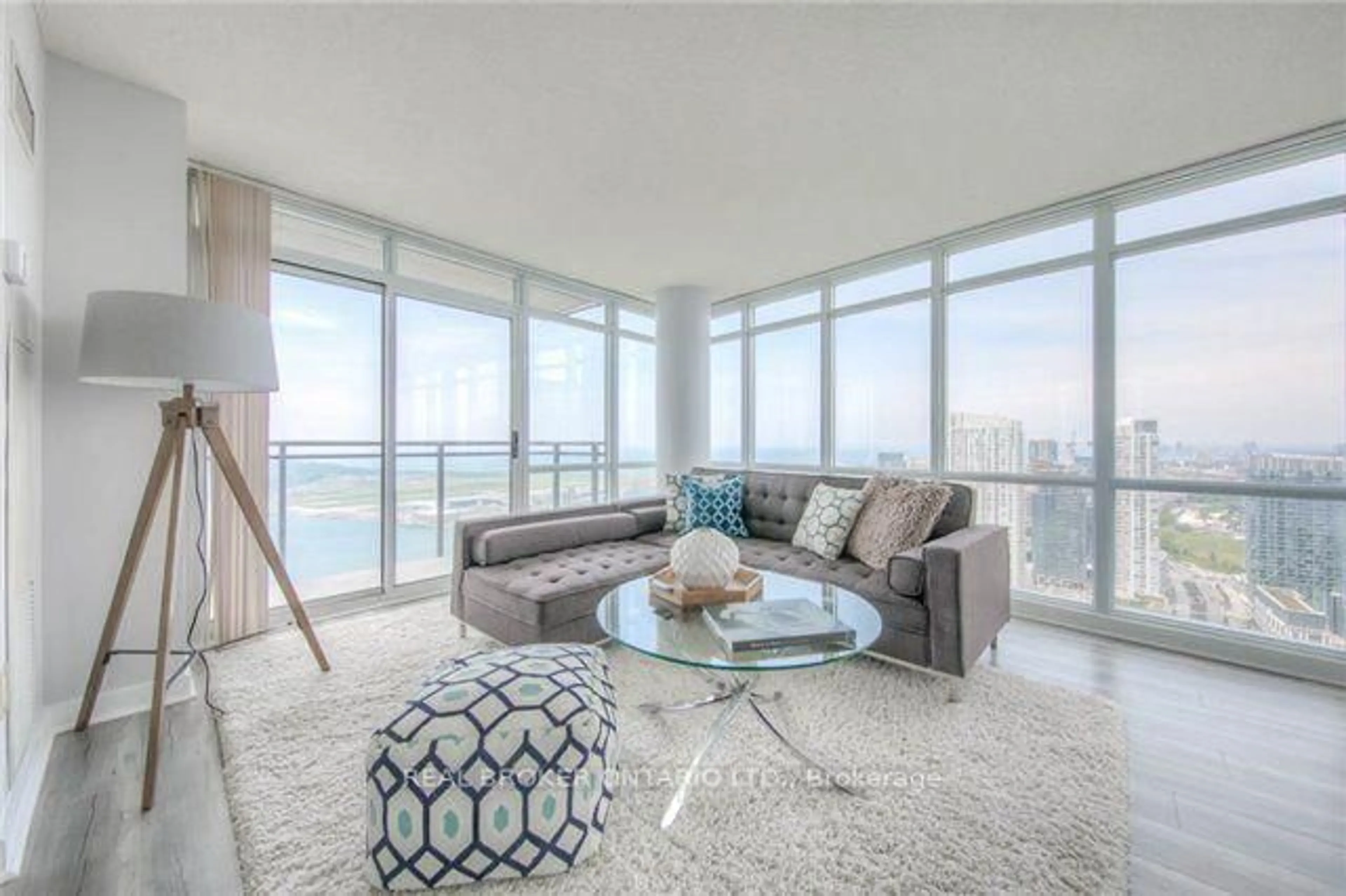 Living room with furniture, unknown for 15 Fort York Blvd #4512, Toronto Ontario M5V 3Y4