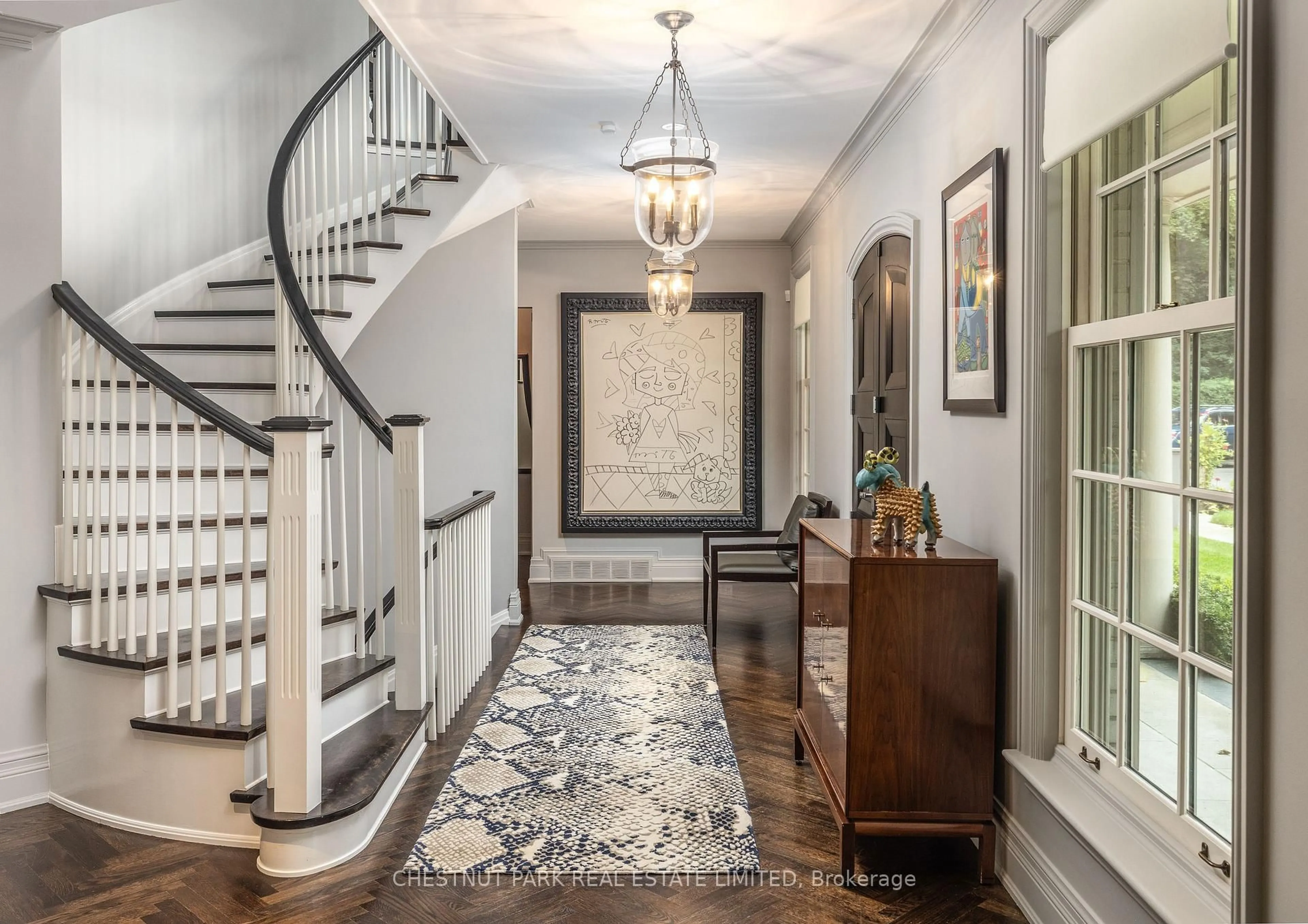 Indoor entryway for 1 Valleyanna Dr, Toronto Ontario M4N 1J7