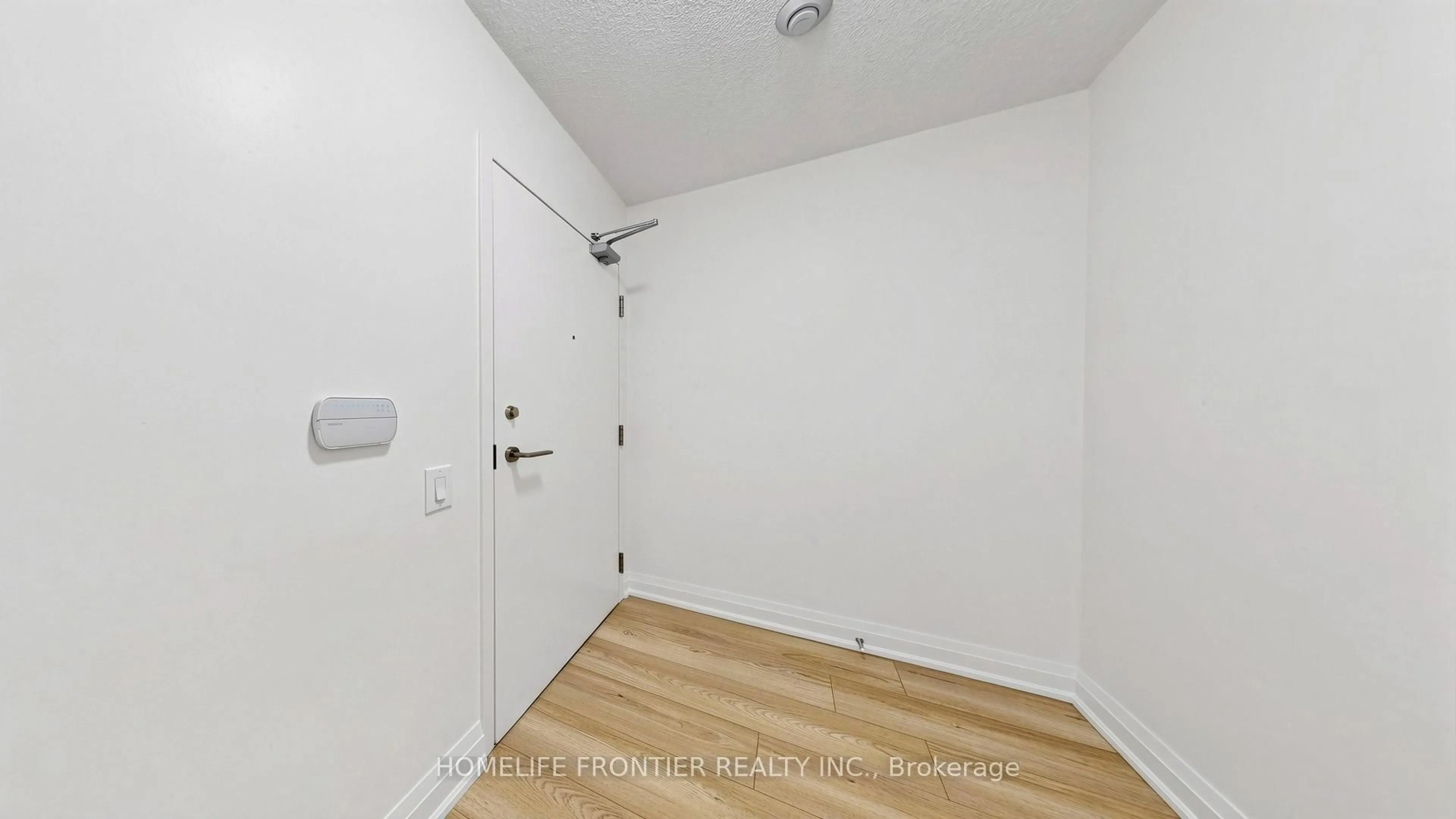 A pic of a room for 19 Singer Crt #321, Toronto Ontario M3K 0B2