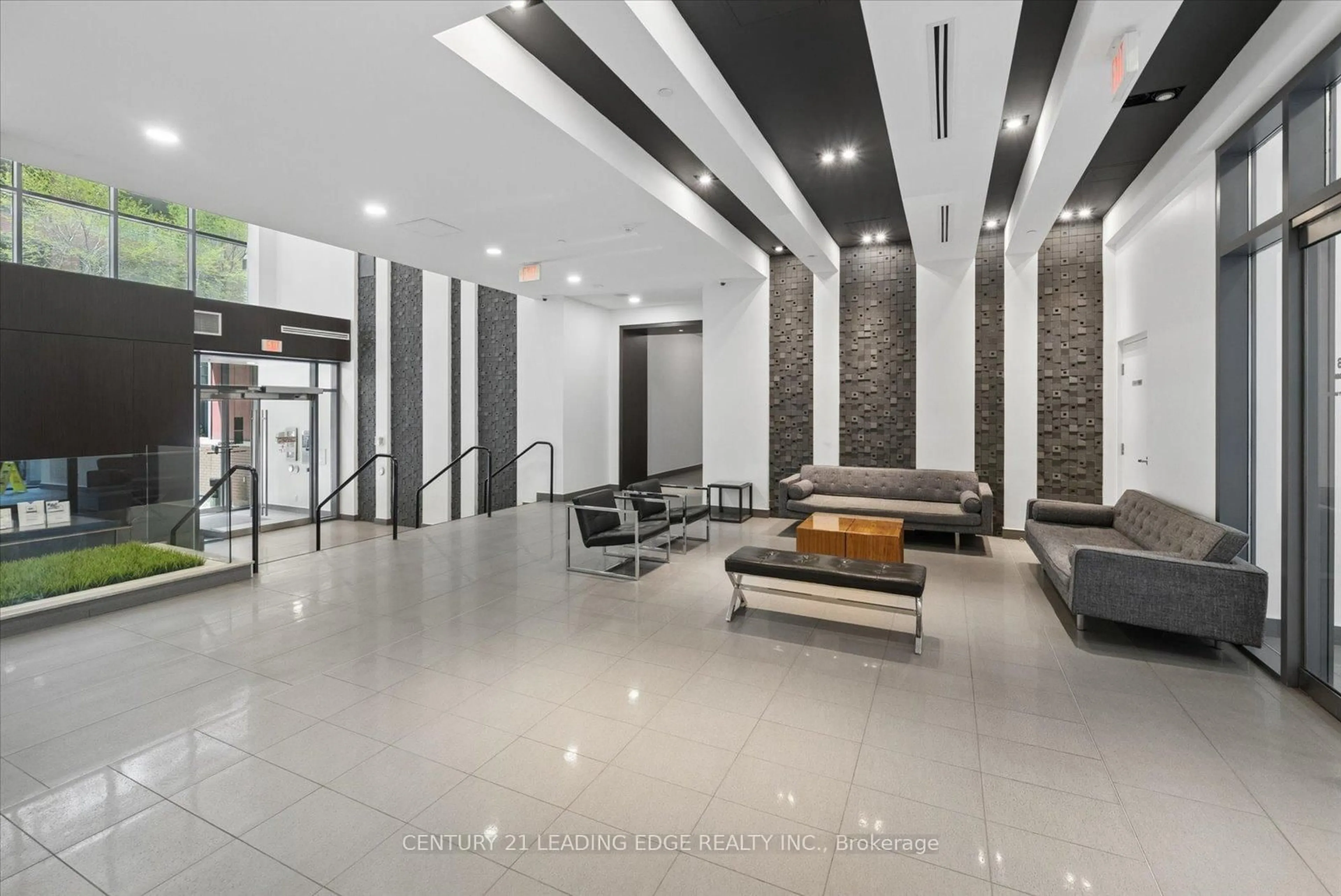 Lobby for 20 Bruyeres Mews #2111, Toronto Ontario M5V 0G8