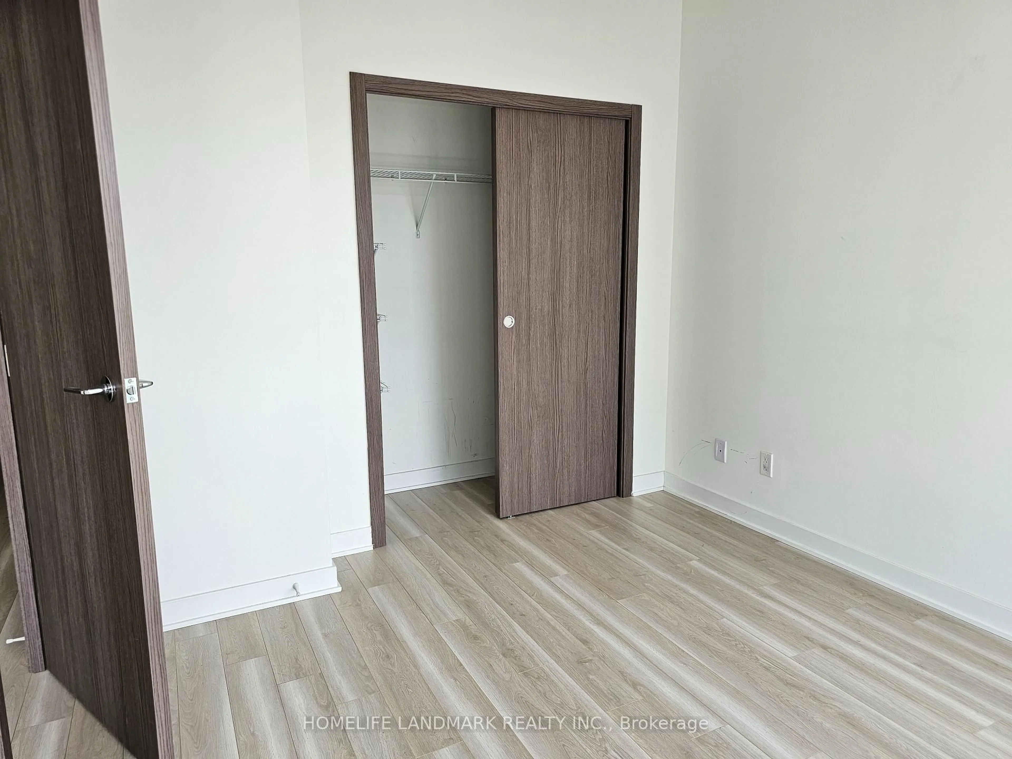 A pic of a room for 19 Bathurst St #2901, Toronto Ontario M5V 0N2