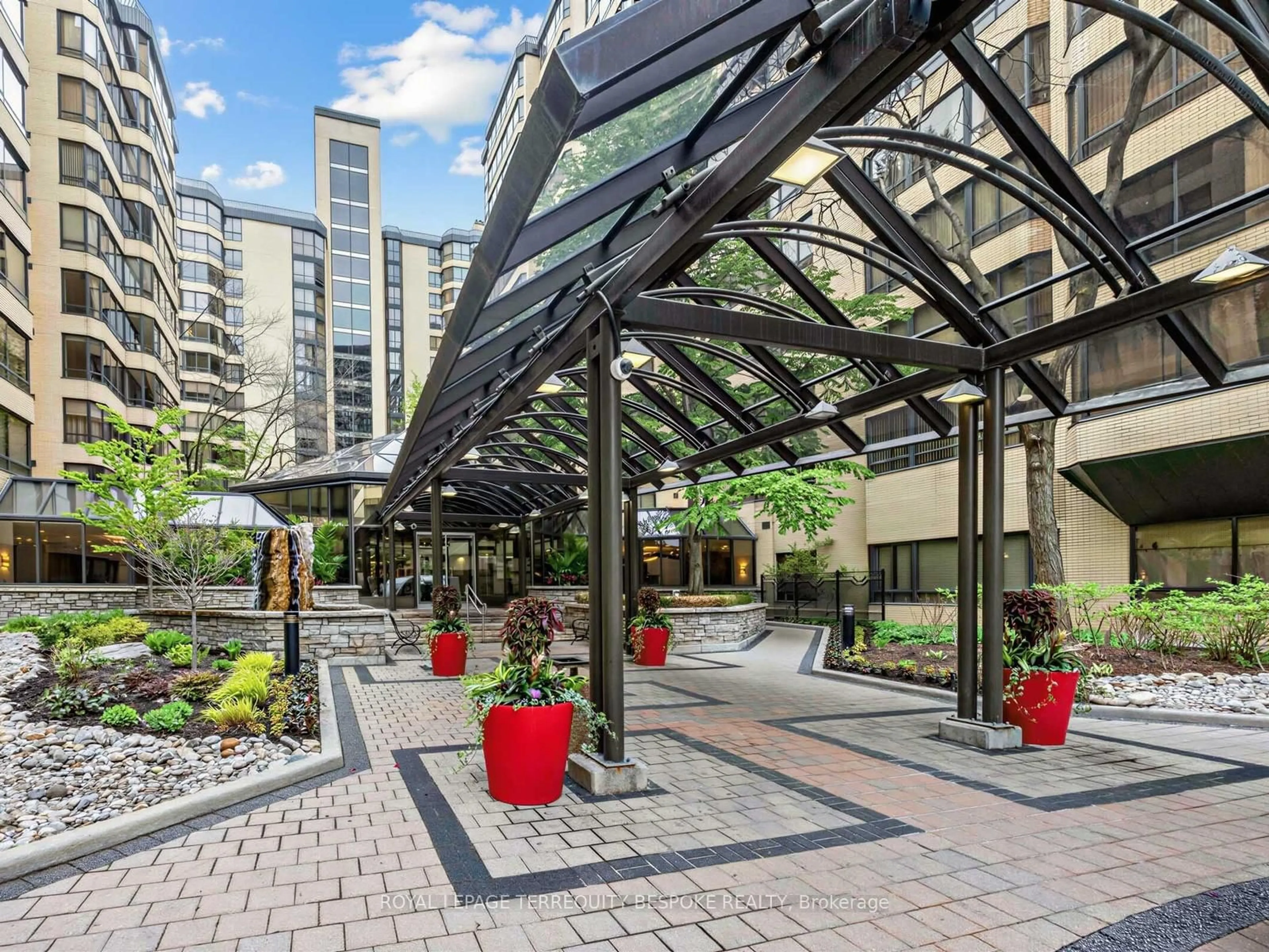 Patio, unknown for 211 St Patrick St #406, Toronto Ontario M5T 2Y9