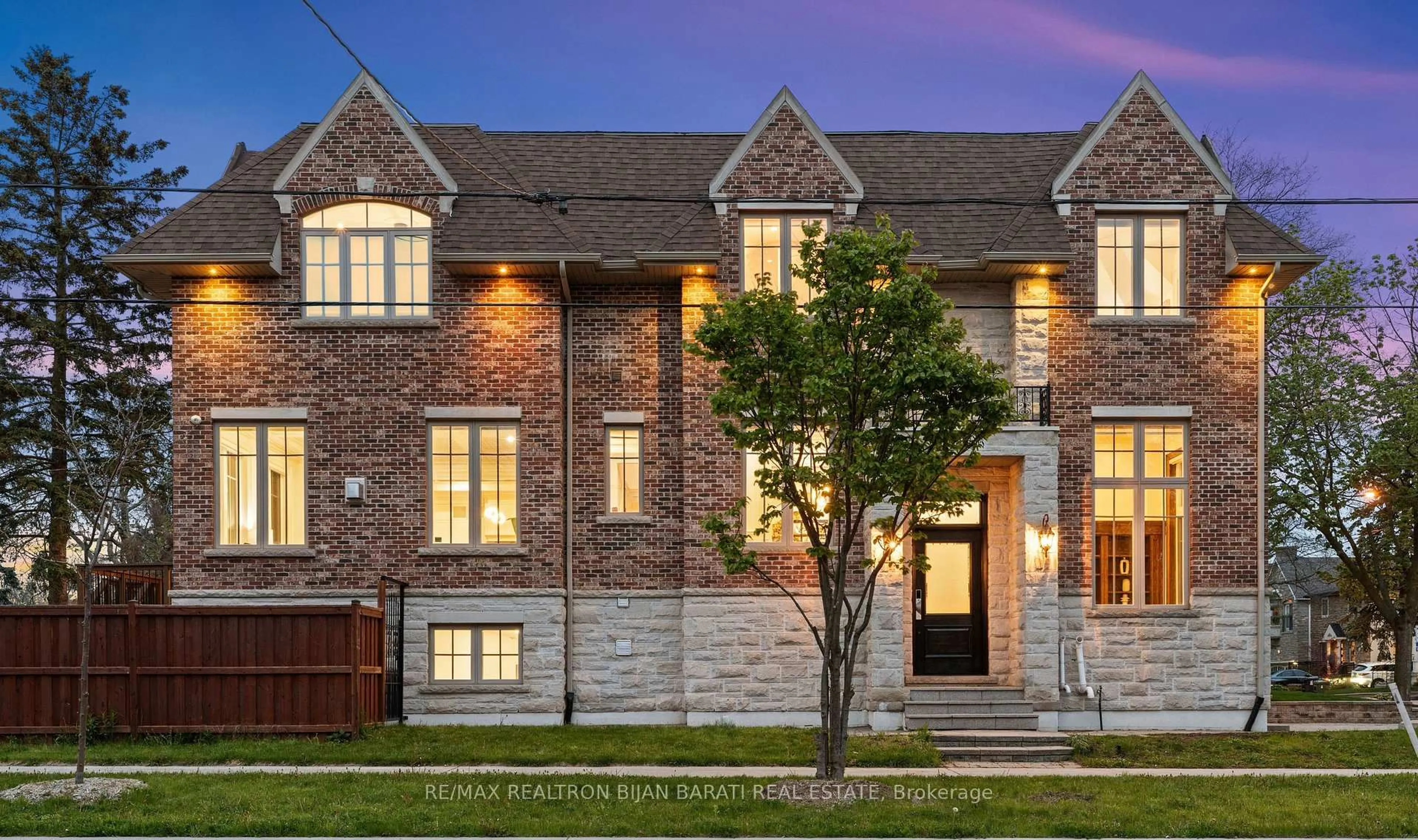 Home with brick exterior material, street for 122 Holmes Ave, Toronto Ontario M2N 4M6