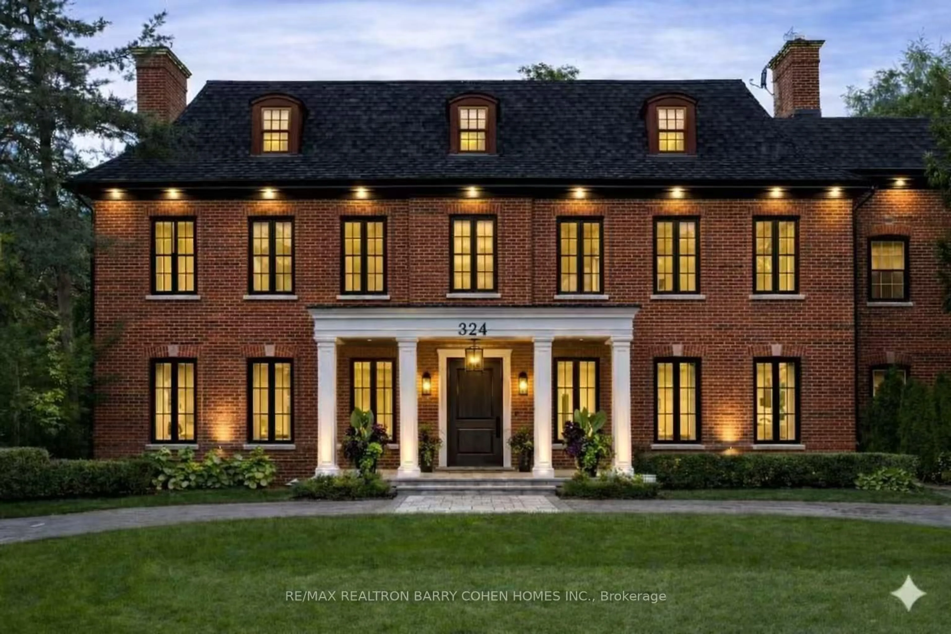 Home with brick exterior material, street for 324 Old Yonge St, Toronto Ontario M2P 1R4
