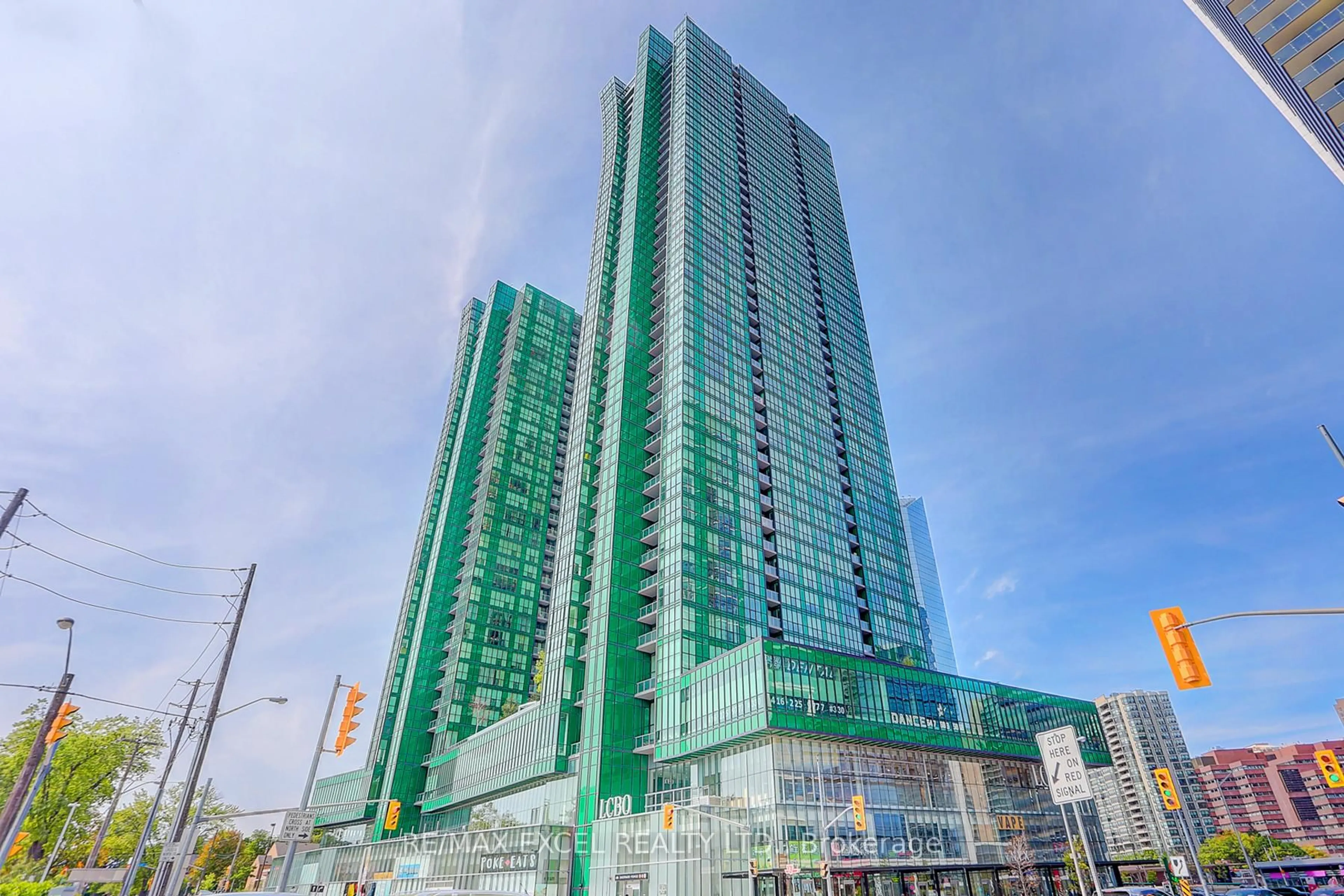 Indoor foyer for 9 Bogert Ave #2707, Toronto Ontario M2N 0H3