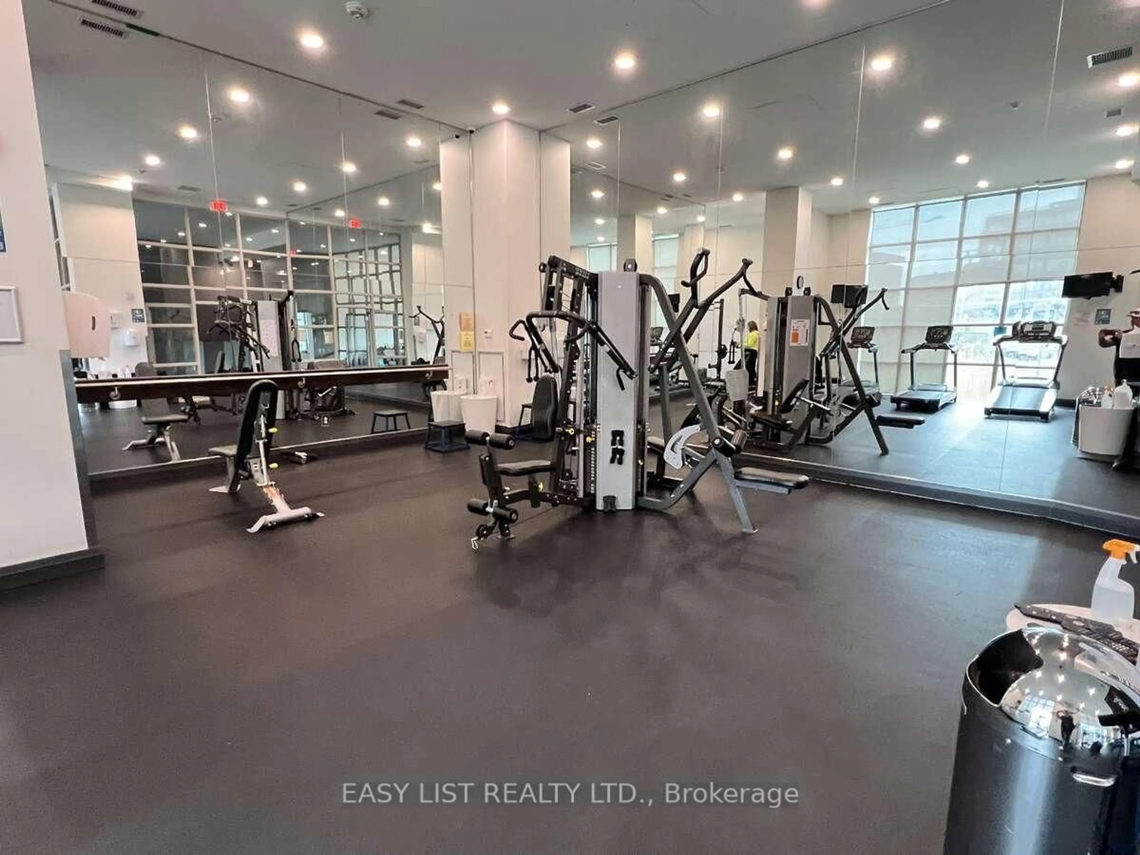 Gym or fitness room for 125 Western Battery Rd #1402, Toronto Ontario M6K 3R8