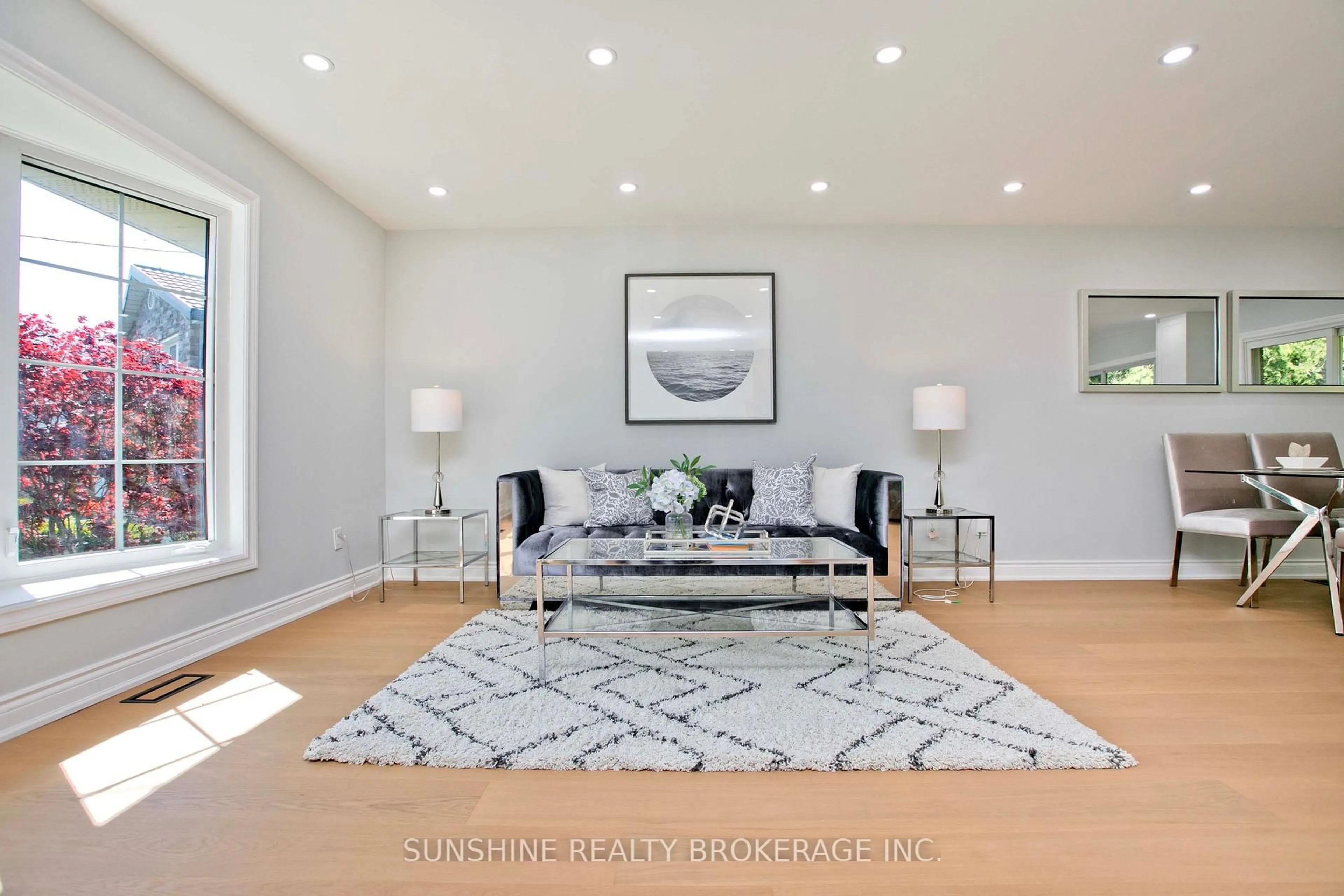 Living room with furniture, unknown for 26 Lantana Crt, Toronto Ontario M4A 2H8