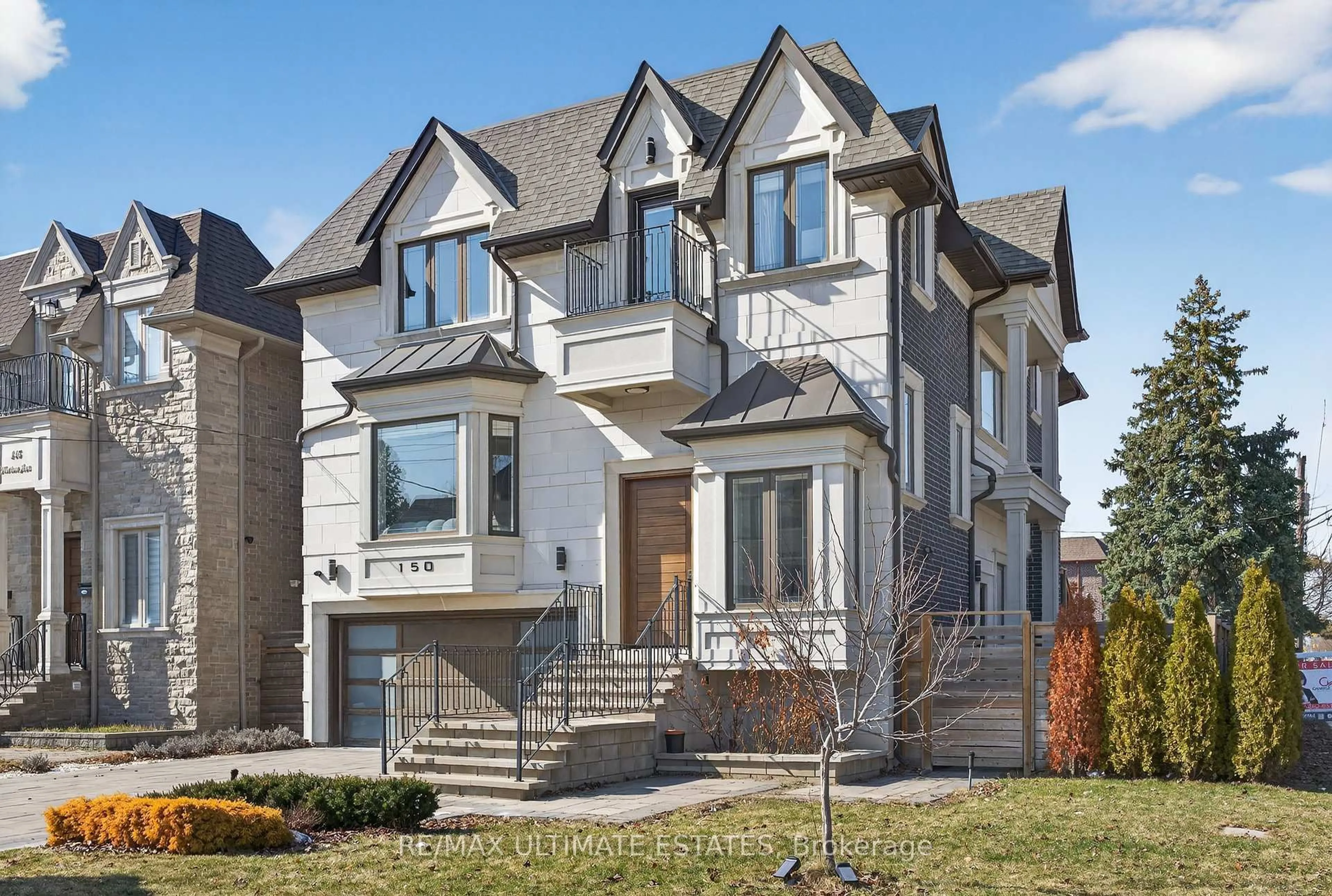 Home with brick exterior material, street for 150 Norton Ave, Toronto Ontario M2N 4A6