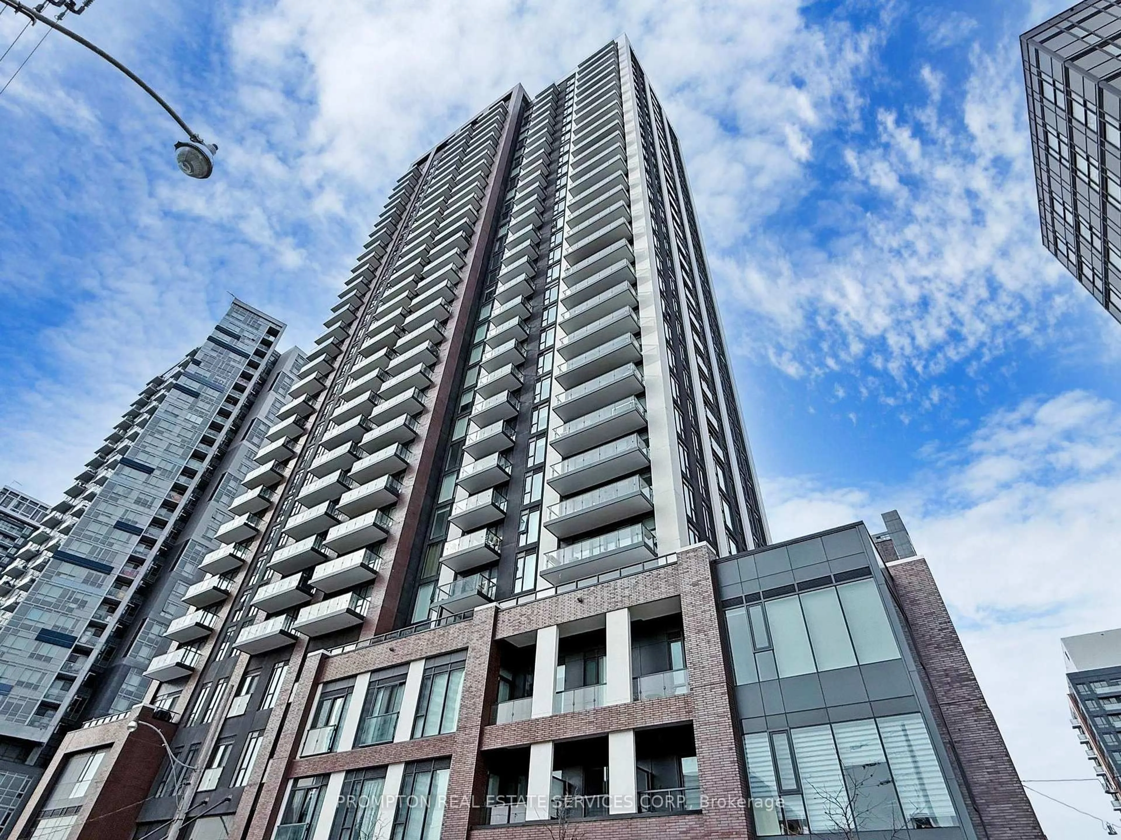 Indoor foyer for 130 River St #1803, Toronto Ontario M5A 0R8