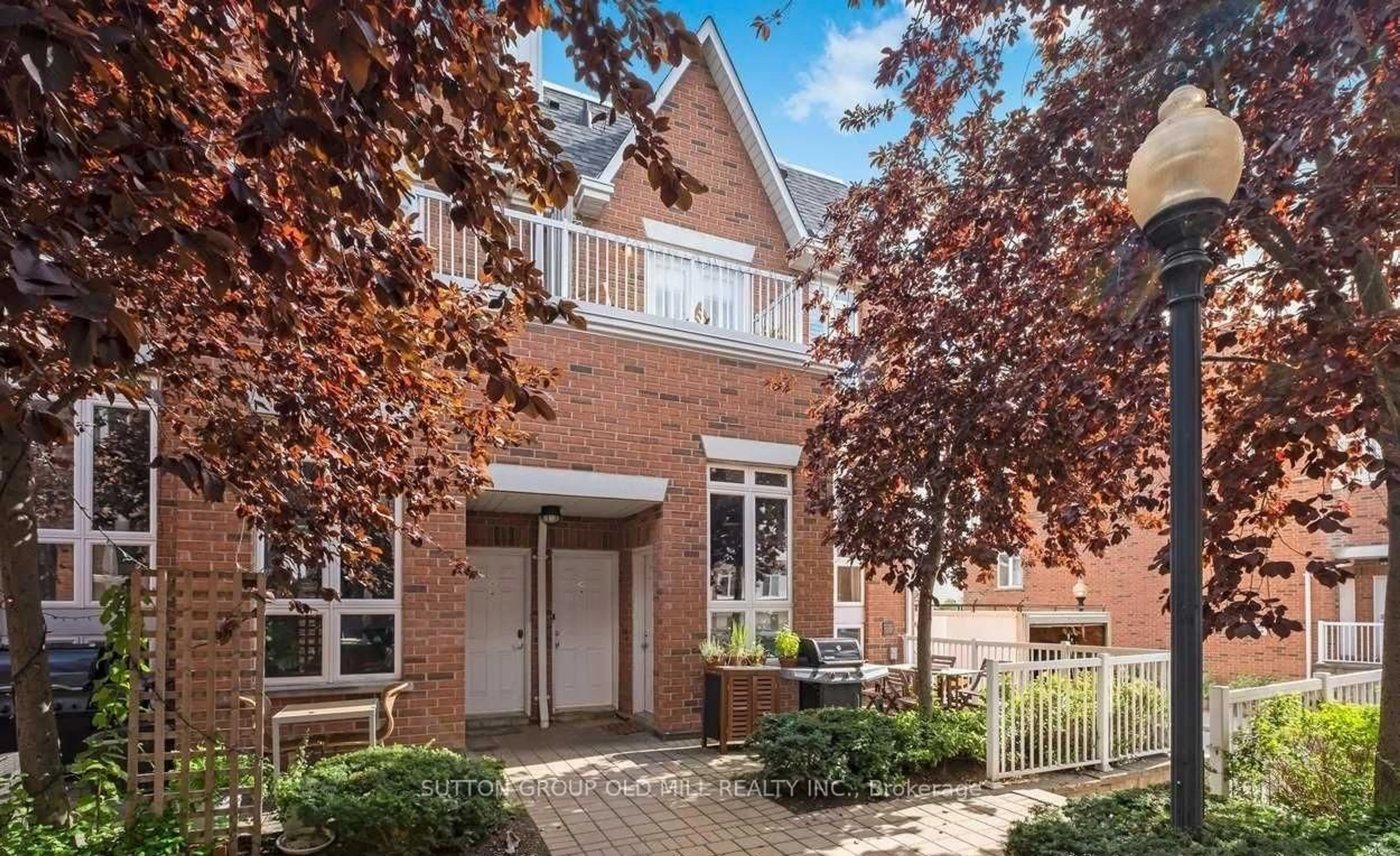Home with brick exterior material, street for 12 Sudbury St #1402, Toronto Ontario M6J 3W7