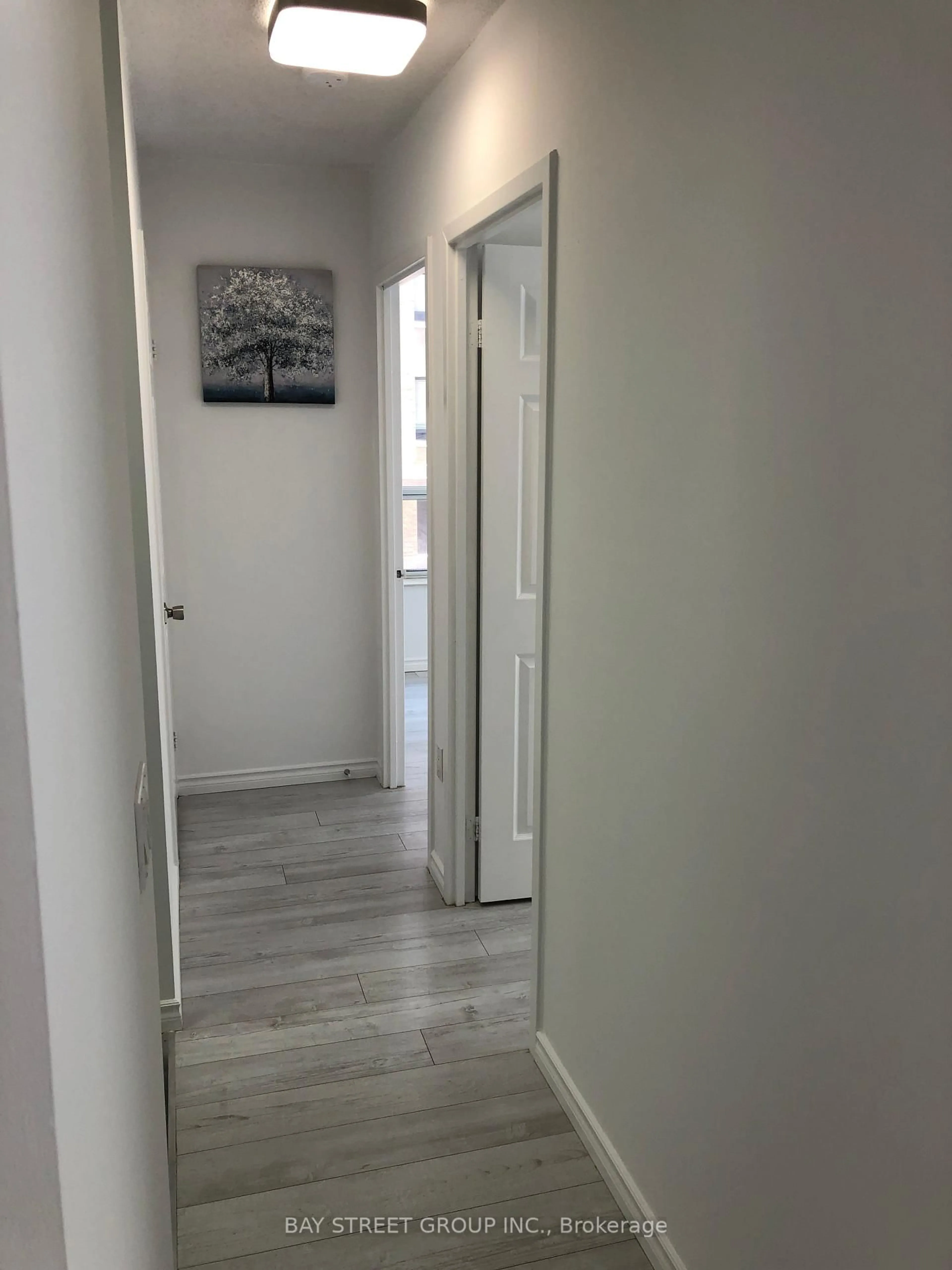 Unknown for 284 Bloor St #308, Toronto Ontario M5S 3B8