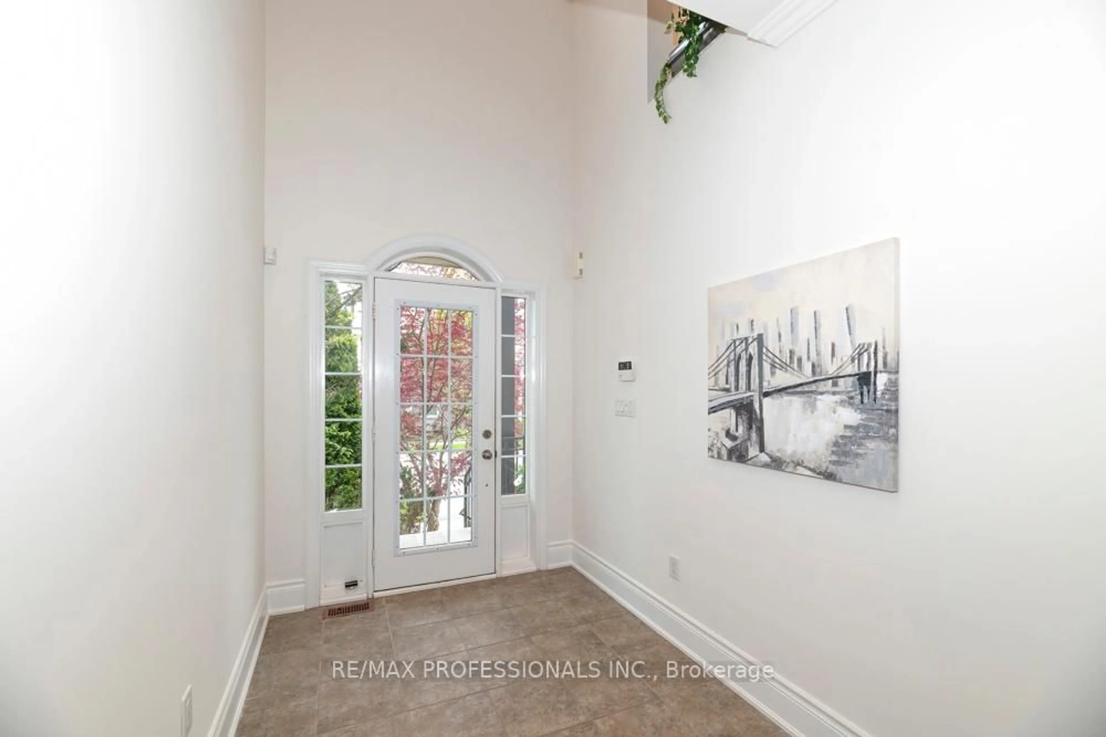 Indoor entryway for 38A Preakness Dr, Toronto Ontario M3B 3S1