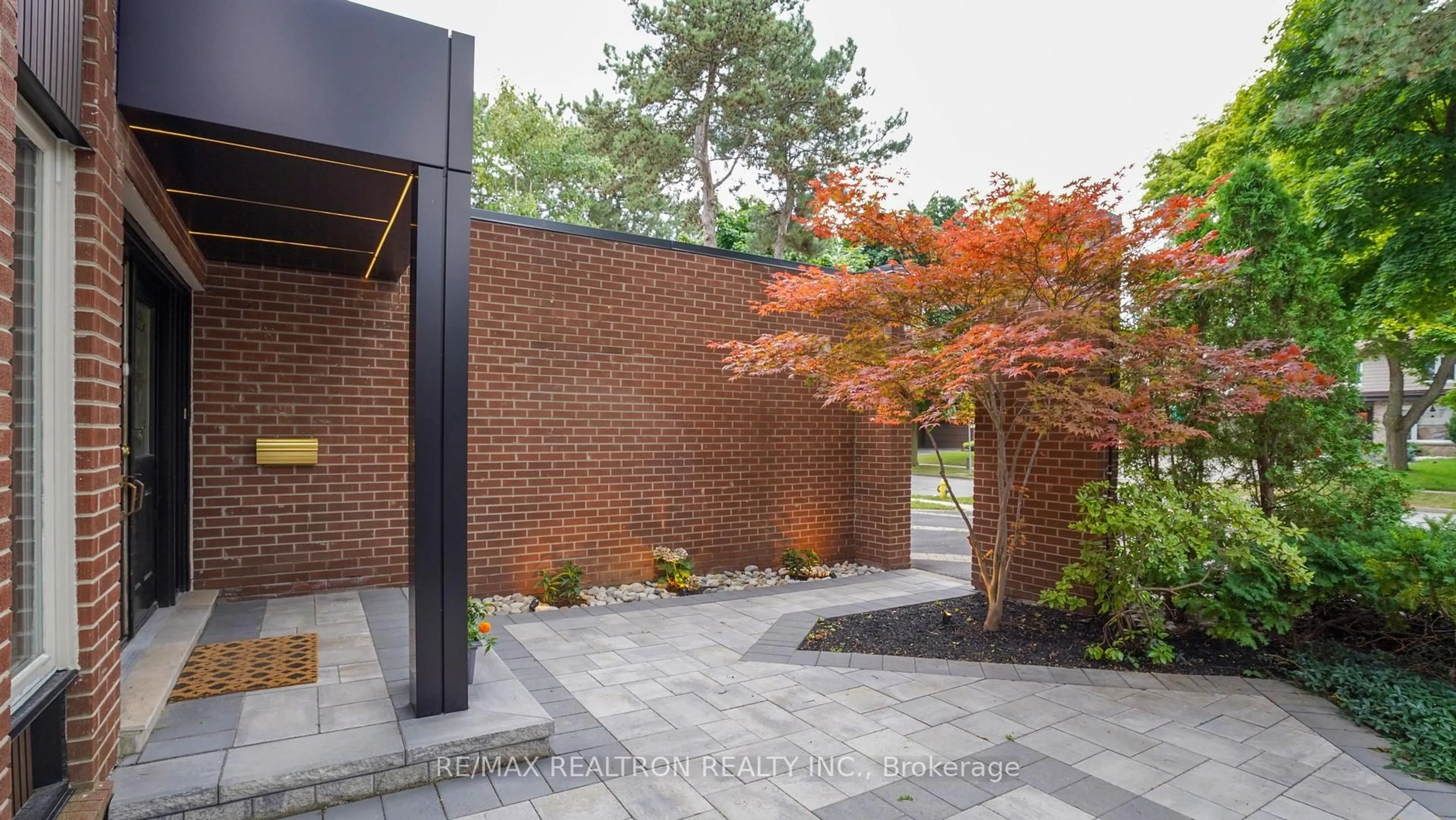 Home with brick exterior material, street for 47 Robinter Dr, Toronto Ontario M2M 3R4