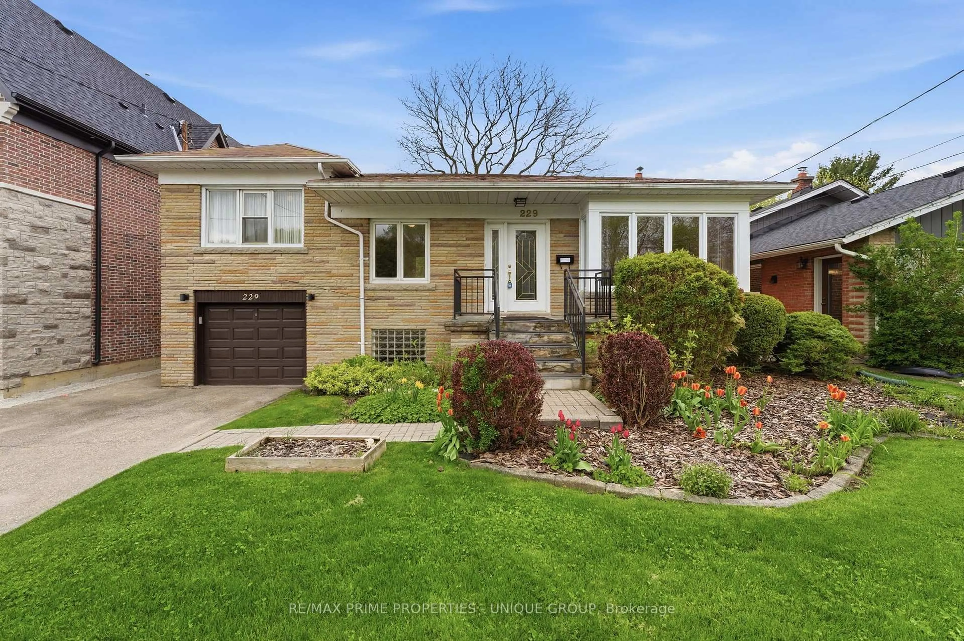 Home with brick exterior material, street for 229 Park Home Ave, Toronto Ontario M2R 1A1