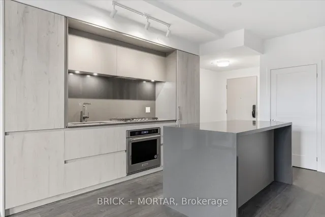 1 Hillsdale Ave #301, Toronto 5